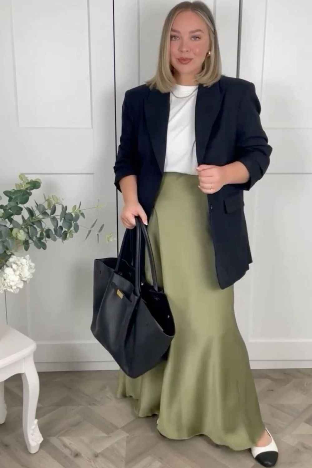 Green satin skirt outfit ideas you’ll love—featuring casual, work, date night, and chic everyday looks. Discover easy ways to style a green satin skirt with knits, blazers, sneakers, and heels for any season.Olive Green Satin Skirt Outfit, Dark Green Satin Skirt Outfit Winter, Green Satin Skirt Outfit Summer, Green Satin Midi Skirt Outfit, Emerald Green Satin Skirt Outfit, Sage Green Satin Skirt Outfit, Green Satin Maxi Skirt Outfit, Long Green Satin Skirt Outfit, Long Satin Skirt Outfit, Lime Green Satin Skirt Outfit Classy, Satin Skirt Outfit Winter, Satin Skirt Outfit Summer, Satin Maxi Skirt Outfit, Satin Skirt Outfit Casual, Satin Skirt Outfit Hijab, Satin Skirt Outfit Elegant, Satin Skirt Winter Outfit, Maxi Satin Skirt Outfit, Midi Satin Skirt Outfit, Satin Long Skirt Outfit Green satin skirt outfit ideas you’ll love—featuring casual, work, date night, and chic everyday looks. Discover easy ways to style a green satin skirt with knits, blazers, sneakers, and heels for any season.Olive Green Satin Skirt Outfit, Dark Green Satin Skirt Outfit Winter, Green Satin Skirt Outfit Summer, Green Satin Midi Skirt Outfit, Emerald Green Satin Skirt Outfit, Sage Green Satin Skirt Outfit, Green Satin Maxi Skirt Outfit, Long Green Satin Skirt Outfit, Long Satin Skirt Outfit, Lime Green Satin Skirt Outfit Classy, Satin Skirt Outfit Winter, Satin Skirt Outfit Summer, Satin Maxi Skirt Outfit, Satin Skirt Outfit Casual, Satin Skirt Outfit Hijab, Satin Skirt Outfit Elegant, Satin Skirt Winter Outfit, Maxi Satin Skirt Outfit, Midi Satin Skirt Outfit, Satin Long Skirt Outfit