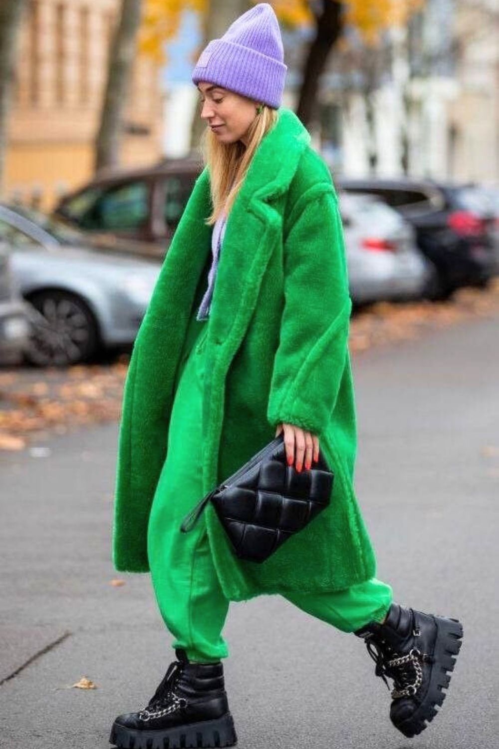 Chic green sweatpants outfit ideas that prove comfort can still look polished. I’m sharing effortless ways to style green sweatpants with coats, knits, sneakers, and bold accessories for everyday wear.Dark Green Sweatpants Outfit, Light Green Sweatpants Outfit, Olive Green Sweatpants Outfit, Sage Green Sweatpants Outfit, Green Cargo Sweatpants Outfit, Army Green Sweatpants Outfit, Green Sweatpants Outfit Winter, Mint Green Sweatpants Outfit, Green Nike Sweatpants Outfit Baggy Sweatpants Outfit, Wide Leg Sweatpants Outfit, Cute Sweatpants Outfit, Sweatpants Outfit For School, Cargo Sweatpants Outfit, Outfit Ideas Sweatpants, Nike Sweatpants Outfit, Sweatpants Outfit Black Women, Sweatpants Outfit Winter, Sweatpants Outfit Aesthetic, Flare Sweatpants Outfit Chic green sweatpants outfit ideas that prove comfort can still look polished. I’m sharing effortless ways to style green sweatpants with coats, knits, sneakers, and bold accessories for everyday wear.Dark Green Sweatpants Outfit, Light Green Sweatpants Outfit, Olive Green Sweatpants Outfit, Sage Green Sweatpants Outfit, Green Cargo Sweatpants Outfit, Army Green Sweatpants Outfit, Green Sweatpants Outfit Winter, Mint Green Sweatpants Outfit, Green Nike Sweatpants Outfit Baggy Sweatpants Outfit, Wide Leg Sweatpants Outfit, Cute Sweatpants Outfit, Sweatpants Outfit For School, Cargo Sweatpants Outfit, Outfit Ideas Sweatpants, Nike Sweatpants Outfit, Sweatpants Outfit Black Women, Sweatpants Outfit Winter, Sweatpants Outfit Aesthetic, Flare Sweatpants Outfit