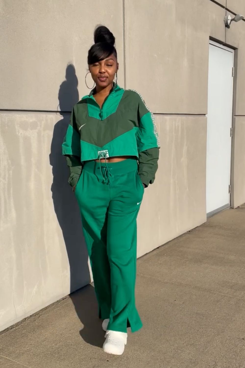 Chic green sweatpants outfit ideas that prove comfort can still look polished. I’m sharing effortless ways to style green sweatpants with coats, knits, sneakers, and bold accessories for everyday wear.Dark Green Sweatpants Outfit, Light Green Sweatpants Outfit, Olive Green Sweatpants Outfit, Sage Green Sweatpants Outfit, Green Cargo Sweatpants Outfit, Army Green Sweatpants Outfit, Green Sweatpants Outfit Winter, Mint Green Sweatpants Outfit, Green Nike Sweatpants Outfit Baggy Sweatpants Outfit, Wide Leg Sweatpants Outfit, Cute Sweatpants Outfit, Sweatpants Outfit For School, Cargo Sweatpants Outfit, Outfit Ideas Sweatpants, Nike Sweatpants Outfit, Sweatpants Outfit Black Women, Sweatpants Outfit Winter, Sweatpants Outfit Aesthetic, Flare Sweatpants Outfit Chic green sweatpants outfit ideas that prove comfort can still look polished. I’m sharing effortless ways to style green sweatpants with coats, knits, sneakers, and bold accessories for everyday wear.Dark Green Sweatpants Outfit, Light Green Sweatpants Outfit, Olive Green Sweatpants Outfit, Sage Green Sweatpants Outfit, Green Cargo Sweatpants Outfit, Army Green Sweatpants Outfit, Green Sweatpants Outfit Winter, Mint Green Sweatpants Outfit, Green Nike Sweatpants Outfit Baggy Sweatpants Outfit, Wide Leg Sweatpants Outfit, Cute Sweatpants Outfit, Sweatpants Outfit For School, Cargo Sweatpants Outfit, Outfit Ideas Sweatpants, Nike Sweatpants Outfit, Sweatpants Outfit Black Women, Sweatpants Outfit Winter, Sweatpants Outfit Aesthetic, Flare Sweatpants Outfit