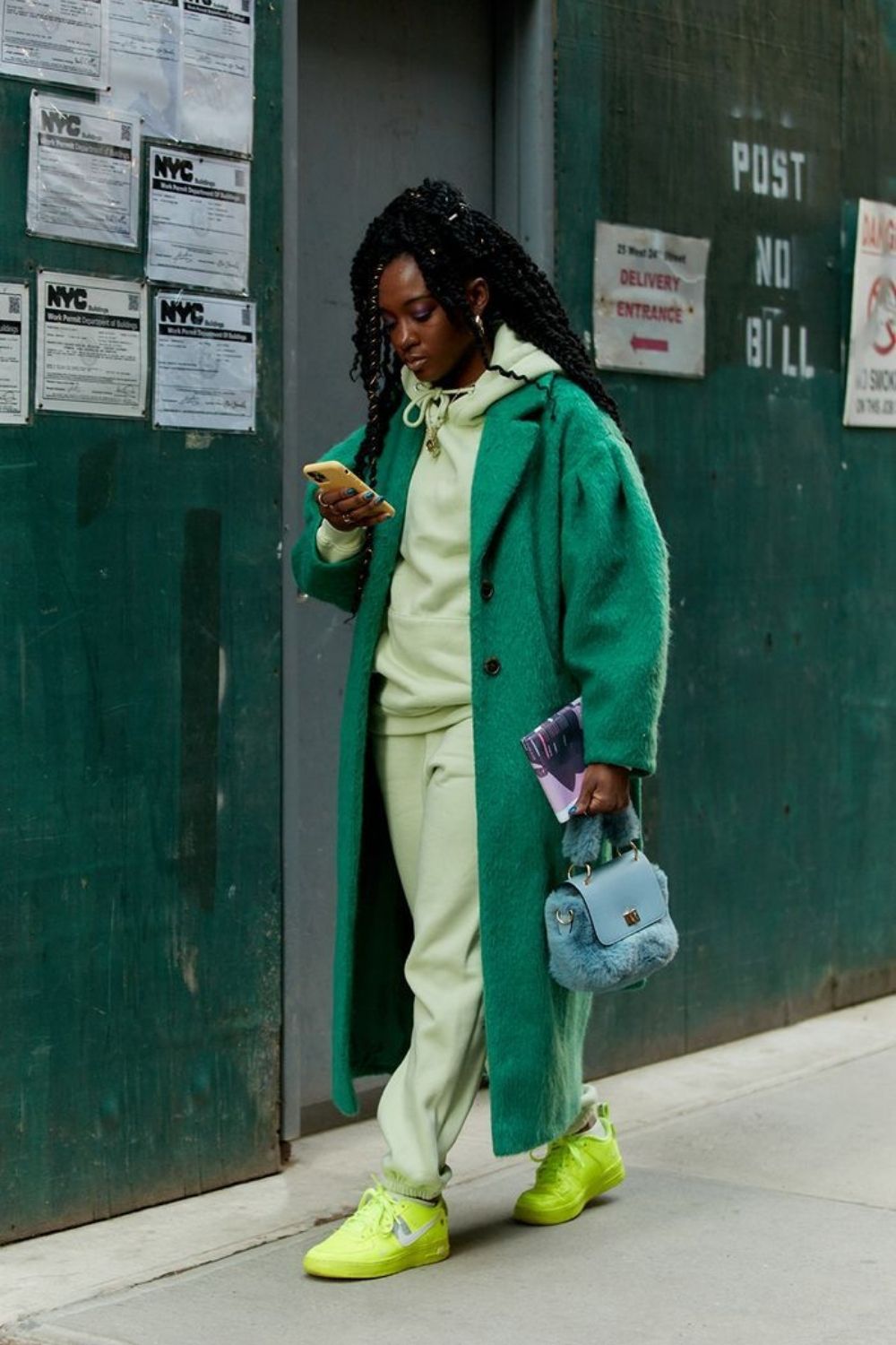 Chic green sweatpants outfit ideas that prove comfort can still look polished. I’m sharing effortless ways to style green sweatpants with coats, knits, sneakers, and bold accessories for everyday wear.Dark Green Sweatpants Outfit, Light Green Sweatpants Outfit, Olive Green Sweatpants Outfit, Sage Green Sweatpants Outfit, Green Cargo Sweatpants Outfit, Army Green Sweatpants Outfit, Green Sweatpants Outfit Winter, Mint Green Sweatpants Outfit, Green Nike Sweatpants Outfit Baggy Sweatpants Outfit, Wide Leg Sweatpants Outfit, Cute Sweatpants Outfit, Sweatpants Outfit For School, Cargo Sweatpants Outfit, Outfit Ideas Sweatpants, Nike Sweatpants Outfit, Sweatpants Outfit Black Women, Sweatpants Outfit Winter, Sweatpants Outfit Aesthetic, Flare Sweatpants Outfit Chic green sweatpants outfit ideas that prove comfort can still look polished. I’m sharing effortless ways to style green sweatpants with coats, knits, sneakers, and bold accessories for everyday wear.Dark Green Sweatpants Outfit, Light Green Sweatpants Outfit, Olive Green Sweatpants Outfit, Sage Green Sweatpants Outfit, Green Cargo Sweatpants Outfit, Army Green Sweatpants Outfit, Green Sweatpants Outfit Winter, Mint Green Sweatpants Outfit, Green Nike Sweatpants Outfit Baggy Sweatpants Outfit, Wide Leg Sweatpants Outfit, Cute Sweatpants Outfit, Sweatpants Outfit For School, Cargo Sweatpants Outfit, Outfit Ideas Sweatpants, Nike Sweatpants Outfit, Sweatpants Outfit Black Women, Sweatpants Outfit Winter, Sweatpants Outfit Aesthetic, Flare Sweatpants Outfit