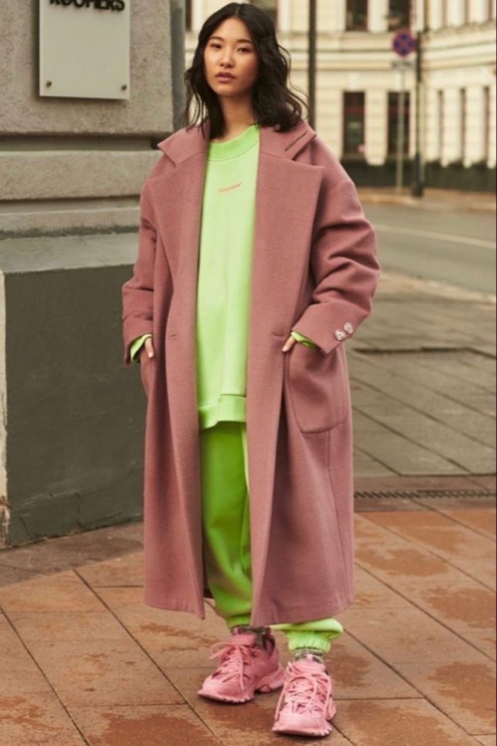 Chic green sweatpants outfit ideas that prove comfort can still look polished. I’m sharing effortless ways to style green sweatpants with coats, knits, sneakers, and bold accessories for everyday wear.Dark Green Sweatpants Outfit, Light Green Sweatpants Outfit, Olive Green Sweatpants Outfit, Sage Green Sweatpants Outfit, Green Cargo Sweatpants Outfit, Army Green Sweatpants Outfit, Green Sweatpants Outfit Winter, Mint Green Sweatpants Outfit, Green Nike Sweatpants Outfit Baggy Sweatpants Outfit, Wide Leg Sweatpants Outfit, Cute Sweatpants Outfit, Sweatpants Outfit For School, Cargo Sweatpants Outfit, Outfit Ideas Sweatpants, Nike Sweatpants Outfit, Sweatpants Outfit Black Women, Sweatpants Outfit Winter, Sweatpants Outfit Aesthetic, Flare Sweatpants Outfit Chic green sweatpants outfit ideas that prove comfort can still look polished. I’m sharing effortless ways to style green sweatpants with coats, knits, sneakers, and bold accessories for everyday wear.Dark Green Sweatpants Outfit, Light Green Sweatpants Outfit, Olive Green Sweatpants Outfit, Sage Green Sweatpants Outfit, Green Cargo Sweatpants Outfit, Army Green Sweatpants Outfit, Green Sweatpants Outfit Winter, Mint Green Sweatpants Outfit, Green Nike Sweatpants Outfit Baggy Sweatpants Outfit, Wide Leg Sweatpants Outfit, Cute Sweatpants Outfit, Sweatpants Outfit For School, Cargo Sweatpants Outfit, Outfit Ideas Sweatpants, Nike Sweatpants Outfit, Sweatpants Outfit Black Women, Sweatpants Outfit Winter, Sweatpants Outfit Aesthetic, Flare Sweatpants Outfit