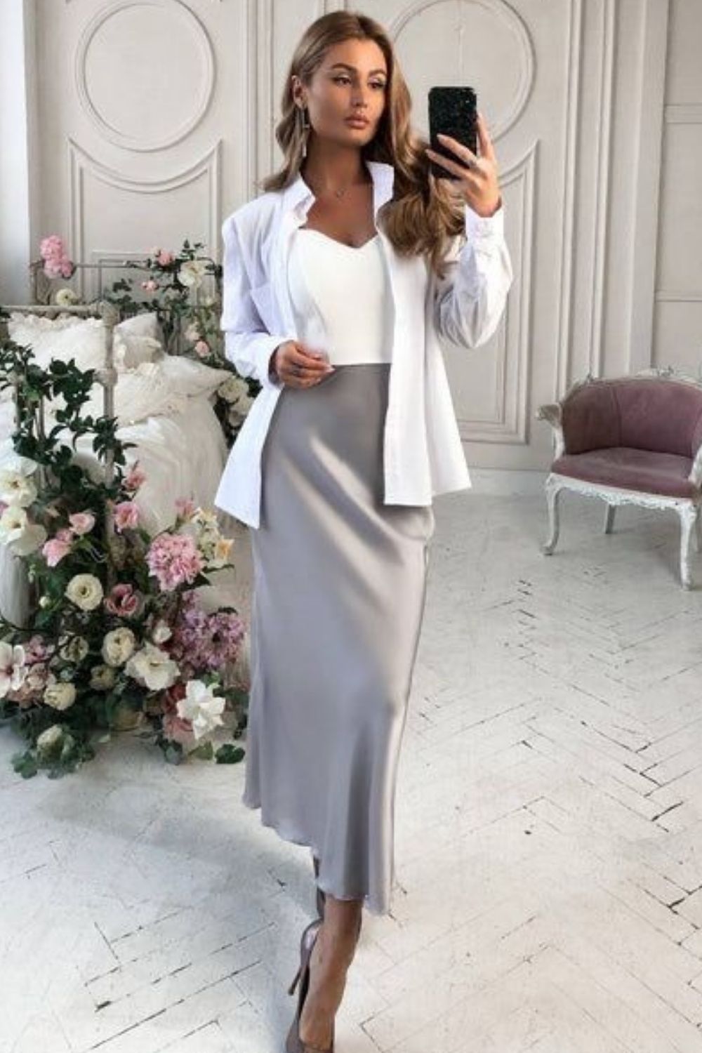 Chic grey satin skirt outfit ideas for every season. Discover how to style a grey satin skirt with knits, blazers, shirts, sneakers, and heels for effortless, elegant, everyday looks. Grey Satin Skirt Outfit, Long Satin Skirt Outfit, Satin Skirt Outfit Classy, Satin Skirt Outfit Winter, Satin Skirt Outfit Summer, Satin Maxi Skirt Outfit, Satin Skirt Outfit Casual, Satin Skirt Outfit Hijab, Satin Skirt Outfit Elegant, Satin Skirt Winter Outfit, Maxi Satin Skirt Outfit, Midi Satin Skirt Outfit, Satin Long Skirt Outfit Chic grey satin skirt outfit ideas for every season. Discover how to style a grey satin skirt with knits, blazers, shirts, sneakers, and heels for effortless, elegant, everyday looks. Grey Satin Skirt Outfit, Long Satin Skirt Outfit, Satin Skirt Outfit Classy, Satin Skirt Outfit Winter, Satin Skirt Outfit Summer, Satin Maxi Skirt Outfit, Satin Skirt Outfit Casual, Satin Skirt Outfit Hijab, Satin Skirt Outfit Elegant, Satin Skirt Winter Outfit, Maxi Satin Skirt Outfit, Midi Satin Skirt Outfit, Satin Long Skirt Outfit