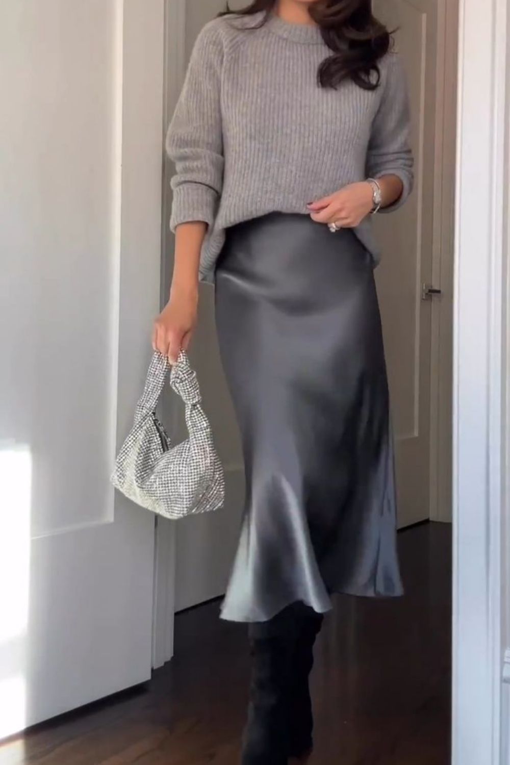 Chic grey satin skirt outfit ideas for every season. Discover how to style a grey satin skirt with knits, blazers, shirts, sneakers, and heels for effortless, elegant, everyday looks. Grey Satin Skirt Outfit, Long Satin Skirt Outfit, Satin Skirt Outfit Classy, Satin Skirt Outfit Winter, Satin Skirt Outfit Summer, Satin Maxi Skirt Outfit, Satin Skirt Outfit Casual, Satin Skirt Outfit Hijab, Satin Skirt Outfit Elegant, Satin Skirt Winter Outfit, Maxi Satin Skirt Outfit, Midi Satin Skirt Outfit, Satin Long Skirt Outfit Chic grey satin skirt outfit ideas for every season. Discover how to style a grey satin skirt with knits, blazers, shirts, sneakers, and heels for effortless, elegant, everyday looks. Grey Satin Skirt Outfit, Long Satin Skirt Outfit, Satin Skirt Outfit Classy, Satin Skirt Outfit Winter, Satin Skirt Outfit Summer, Satin Maxi Skirt Outfit, Satin Skirt Outfit Casual, Satin Skirt Outfit Hijab, Satin Skirt Outfit Elegant, Satin Skirt Winter Outfit, Maxi Satin Skirt Outfit, Midi Satin Skirt Outfit, Satin Long Skirt Outfit