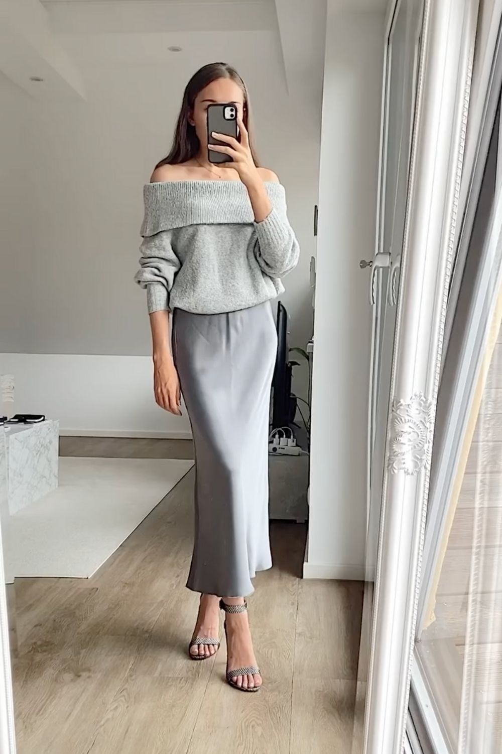 Chic grey satin skirt outfit ideas for every season. Discover how to style a grey satin skirt with knits, blazers, shirts, sneakers, and heels for effortless, elegant, everyday looks. Grey Satin Skirt Outfit, Long Satin Skirt Outfit, Satin Skirt Outfit Classy, Satin Skirt Outfit Winter, Satin Skirt Outfit Summer, Satin Maxi Skirt Outfit, Satin Skirt Outfit Casual, Satin Skirt Outfit Hijab, Satin Skirt Outfit Elegant, Satin Skirt Winter Outfit, Maxi Satin Skirt Outfit, Midi Satin Skirt Outfit, Satin Long Skirt Outfit Chic grey satin skirt outfit ideas for every season. Discover how to style a grey satin skirt with knits, blazers, shirts, sneakers, and heels for effortless, elegant, everyday looks. Grey Satin Skirt Outfit, Long Satin Skirt Outfit, Satin Skirt Outfit Classy, Satin Skirt Outfit Winter, Satin Skirt Outfit Summer, Satin Maxi Skirt Outfit, Satin Skirt Outfit Casual, Satin Skirt Outfit Hijab, Satin Skirt Outfit Elegant, Satin Skirt Winter Outfit, Maxi Satin Skirt Outfit, Midi Satin Skirt Outfit, Satin Long Skirt Outfit