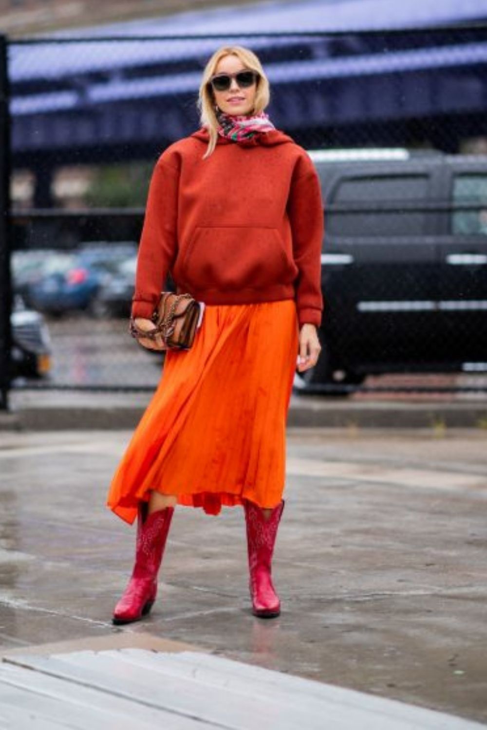 Effortless orange hoodie outfit ideas that feel cool, modern, and wearable. I’m sharing stylish ways to dress up an orange hoodie with coats, skirts, trousers, and sneakers for everyday looks.Orange Hoodie Outfit, Orange Hoodie Outfit Aesthetic, Orange Zip Up Hoodie Outfit, Orange Hoodie Outfit Black Women, Outfit With Orange Hoodie, Jeans And Hoodie, Essentials Hoodie Outfit, Zip Up Hoodie Outfit, Cropped Hoodie Outfit, Baggy Hoodie Outfit, Leggings And Hoodie Outfit, Skirt And Hoodie Outfit, Cute Hoodie Outfit, Blazer And Hoodie Effortless orange hoodie outfit ideas that feel cool, modern, and wearable. I’m sharing stylish ways to dress up an orange hoodie with coats, skirts, trousers, and sneakers for everyday looks.Orange Hoodie Outfit, Orange Hoodie Outfit Aesthetic, Orange Zip Up Hoodie Outfit, Orange Hoodie Outfit Black Women, Outfit With Orange Hoodie, Jeans And Hoodie, Essentials Hoodie Outfit, Zip Up Hoodie Outfit, Cropped Hoodie Outfit, Baggy Hoodie Outfit, Leggings And Hoodie Outfit, Skirt And Hoodie Outfit, Cute Hoodie Outfit, Blazer And Hoodie