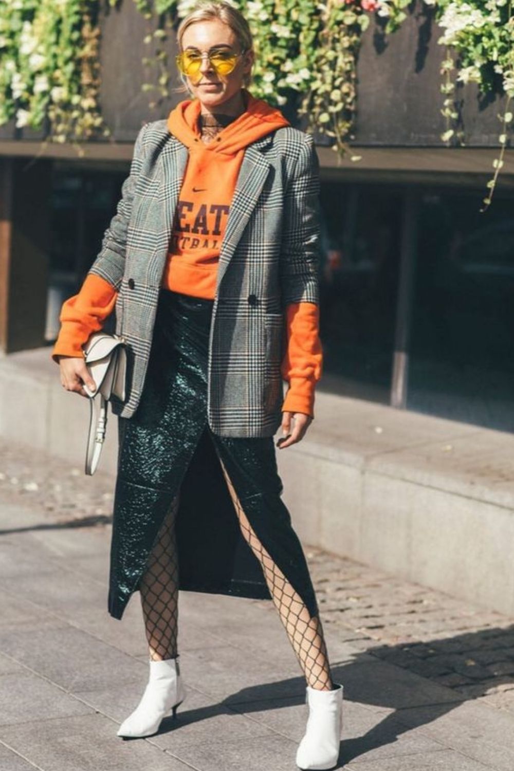 Effortless orange hoodie outfit ideas that feel cool, modern, and wearable. I’m sharing stylish ways to dress up an orange hoodie with coats, skirts, trousers, and sneakers for everyday looks. Orange Hoodie Outfit, Orange Hoodie Outfit Aesthetic, Orange Zip Up Hoodie Outfit, Orange Hoodie Outfit Black Women, Outfit With Orange Hoodie, Jeans And Hoodie, Essentials Hoodie Outfit, Zip Up Hoodie Outfit, Cropped Hoodie Outfit, Baggy Hoodie Outfit, Leggings And Hoodie Outfit, Skirt And Hoodie Outfit, Cute Hoodie Outfit, Blazer And Hoodie Effortless orange hoodie outfit ideas that feel cool, modern, and wearable. I’m sharing stylish ways to dress up an orange hoodie with coats, skirts, trousers, and sneakers for everyday looks. Orange Hoodie Outfit, Orange Hoodie Outfit Aesthetic, Orange Zip Up Hoodie Outfit, Orange Hoodie Outfit Black Women, Outfit With Orange Hoodie, Jeans And Hoodie, Essentials Hoodie Outfit, Zip Up Hoodie Outfit, Cropped Hoodie Outfit, Baggy Hoodie Outfit, Leggings And Hoodie Outfit, Skirt And Hoodie Outfit, Cute Hoodie Outfit, Blazer And Hoodie