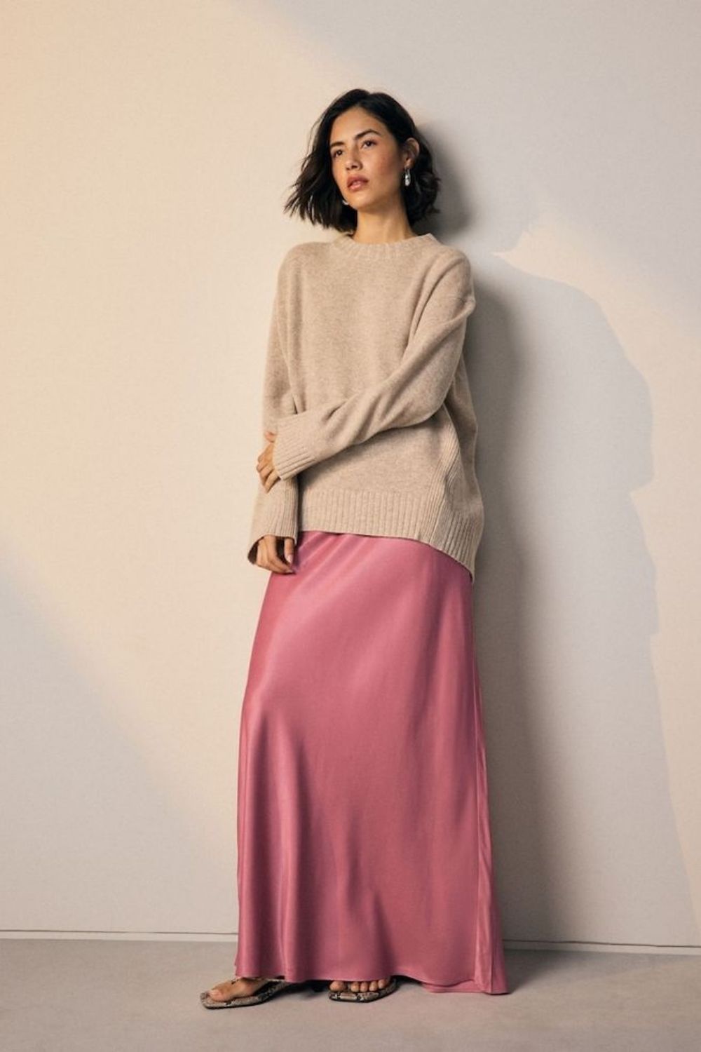 Pink satin skirt outfit ideas you’ll actually wear — from casual everyday looks to elevated, chic styling. Discover how to style a pink satin skirt with knits, blazers, tees, and accessories for effortless, modern outfits. Hot Pink Satin Skirt Outfit, Satin Pink Skirt Outfit, Pink Satin Skirt Outfit Winter, Pink Satin Midi Skirt Outfit, Long Pink Satin Skirt Outfit, Light Pink Satin Skirt Outfit, Pink Satin Maxi Skirt Outfit, Pink Satin Skirt Outfit Summer, Pink Satin Mini Skirt Outfit, Dusty Pink Satin Skirt Outfit, Satin Skirt Outfit Classy, Satin Skirt Outfit Winter, Satin Maxi Skirt Outfit, Satin Skirt Outfit Casual, Satin Skirt Outfit Hijab, Satin Skirt Outfit Elegant, Satin Skirt Winter Outfit, Maxi Satin Skirt Outfit, Midi Satin Skirt Outfit, Satin Long Skirt Outfit Pink satin skirt outfit ideas you’ll actually wear — from casual everyday looks to elevated, chic styling. Discover how to style a pink satin skirt with knits, blazers, tees, and accessories for effortless, modern outfits. Hot Pink Satin Skirt Outfit, Satin Pink Skirt Outfit, Pink Satin Skirt Outfit Winter, Pink Satin Midi Skirt Outfit, Long Pink Satin Skirt Outfit, Light Pink Satin Skirt Outfit, Pink Satin Maxi Skirt Outfit, Pink Satin Skirt Outfit Summer, Pink Satin Mini Skirt Outfit, Dusty Pink Satin Skirt Outfit, Satin Skirt Outfit Classy, Satin Skirt Outfit Winter, Satin Maxi Skirt Outfit, Satin Skirt Outfit Casual, Satin Skirt Outfit Hijab, Satin Skirt Outfit Elegant, Satin Skirt Winter Outfit, Maxi Satin Skirt Outfit, Midi Satin Skirt Outfit, Satin Long Skirt Outfit