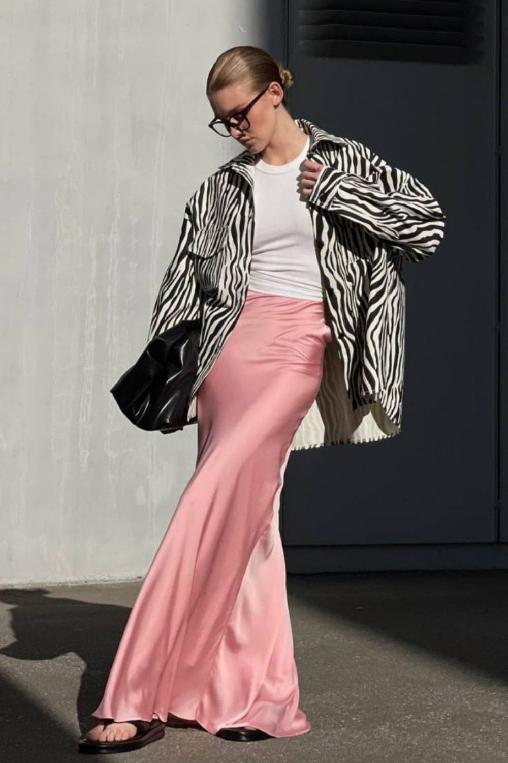Pink satin skirt outfit ideas you’ll actually wear — from casual everyday looks to elevated, chic styling. Discover how to style a pink satin skirt with knits, blazers, tees, and accessories for effortless, modern outfits. Hot Pink Satin Skirt Outfit, Satin Pink Skirt Outfit, Pink Satin Skirt Outfit Winter, Pink Satin Midi Skirt Outfit, Long Pink Satin Skirt Outfit, Light Pink Satin Skirt Outfit, Pink Satin Maxi Skirt Outfit, Pink Satin Skirt Outfit Summer, Pink Satin Mini Skirt Outfit, Dusty Pink Satin Skirt Outfit, Satin Skirt Outfit Classy, Satin Skirt Outfit Winter, Satin Maxi Skirt Outfit, Satin Skirt Outfit Casual, Satin Skirt Outfit Hijab, Satin Skirt Outfit Elegant, Satin Skirt Winter Outfit, Maxi Satin Skirt Outfit, Midi Satin Skirt Outfit, Satin Long Skirt Outfit Pink satin skirt outfit ideas you’ll actually wear — from casual everyday looks to elevated, chic styling. Discover how to style a pink satin skirt with knits, blazers, tees, and accessories for effortless, modern outfits. Hot Pink Satin Skirt Outfit, Satin Pink Skirt Outfit, Pink Satin Skirt Outfit Winter, Pink Satin Midi Skirt Outfit, Long Pink Satin Skirt Outfit, Light Pink Satin Skirt Outfit, Pink Satin Maxi Skirt Outfit, Pink Satin Skirt Outfit Summer, Pink Satin Mini Skirt Outfit, Dusty Pink Satin Skirt Outfit, Satin Skirt Outfit Classy, Satin Skirt Outfit Winter, Satin Maxi Skirt Outfit, Satin Skirt Outfit Casual, Satin Skirt Outfit Hijab, Satin Skirt Outfit Elegant, Satin Skirt Winter Outfit, Maxi Satin Skirt Outfit, Midi Satin Skirt Outfit, Satin Long Skirt Outfit