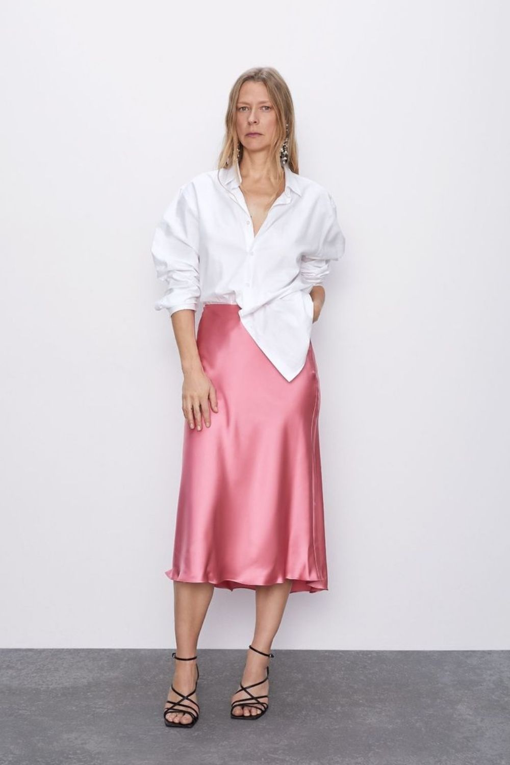 Pink satin skirt outfit ideas you’ll actually wear — from casual everyday looks to elevated, chic styling. Discover how to style a pink satin skirt with knits, blazers, tees, and accessories for effortless, modern outfits. Hot Pink Satin Skirt Outfit, Satin Pink Skirt Outfit, Pink Satin Skirt Outfit Winter, Pink Satin Midi Skirt Outfit, Long Pink Satin Skirt Outfit, Light Pink Satin Skirt Outfit, Pink Satin Maxi Skirt Outfit, Pink Satin Skirt Outfit Summer, Pink Satin Mini Skirt Outfit, Dusty Pink Satin Skirt Outfit, Satin Skirt Outfit Classy, Satin Skirt Outfit Winter, Satin Maxi Skirt Outfit, Satin Skirt Outfit Casual, Satin Skirt Outfit Hijab, Satin Skirt Outfit Elegant, Satin Skirt Winter Outfit, Maxi Satin Skirt Outfit, Midi Satin Skirt Outfit, Satin Long Skirt Outfit Pink satin skirt outfit ideas you’ll actually wear — from casual everyday looks to elevated, chic styling. Discover how to style a pink satin skirt with knits, blazers, tees, and accessories for effortless, modern outfits. Hot Pink Satin Skirt Outfit, Satin Pink Skirt Outfit, Pink Satin Skirt Outfit Winter, Pink Satin Midi Skirt Outfit, Long Pink Satin Skirt Outfit, Light Pink Satin Skirt Outfit, Pink Satin Maxi Skirt Outfit, Pink Satin Skirt Outfit Summer, Pink Satin Mini Skirt Outfit, Dusty Pink Satin Skirt Outfit, Satin Skirt Outfit Classy, Satin Skirt Outfit Winter, Satin Maxi Skirt Outfit, Satin Skirt Outfit Casual, Satin Skirt Outfit Hijab, Satin Skirt Outfit Elegant, Satin Skirt Winter Outfit, Maxi Satin Skirt Outfit, Midi Satin Skirt Outfit, Satin Long Skirt Outfit