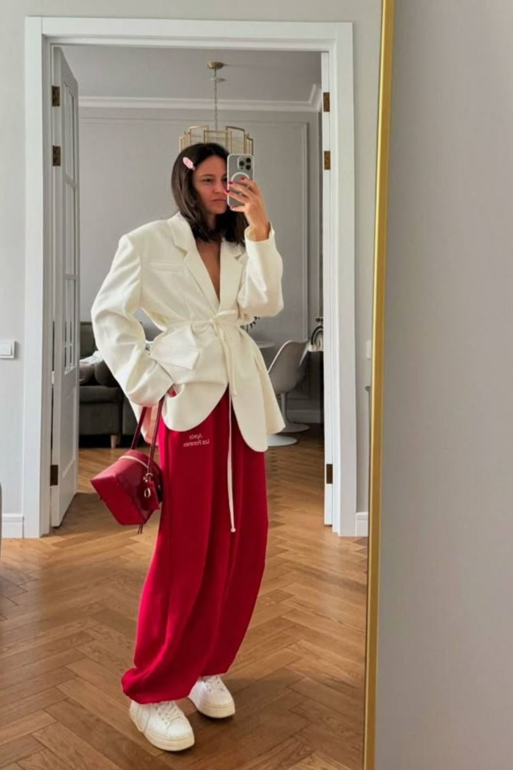 Outfit ideas you’ll actually want to wear. Discover how to style red sweatpants for casual days, street style moments, and elevated off-duty looks with ease. Red Sweatpants Outfit, Dark Red Sweatpants Outfit, Red Brandy Sweatpants Outfit, Red Nike Sweatpants Outfit, Baggy Sweatpants Outfit, Wide Leg Sweatpants Outfit, Cute Sweatpants Outfit, Sweatpants Outfit For School, Cargo Sweatpants Outfit, Outfit Ideas Sweatpants, Nike Sweatpants Outfit, Sweatpants Outfit Black Women, Sweatpants Outfit Winter, Sweatpants Outfit Aesthetic, Flare Sweatpants Outfit