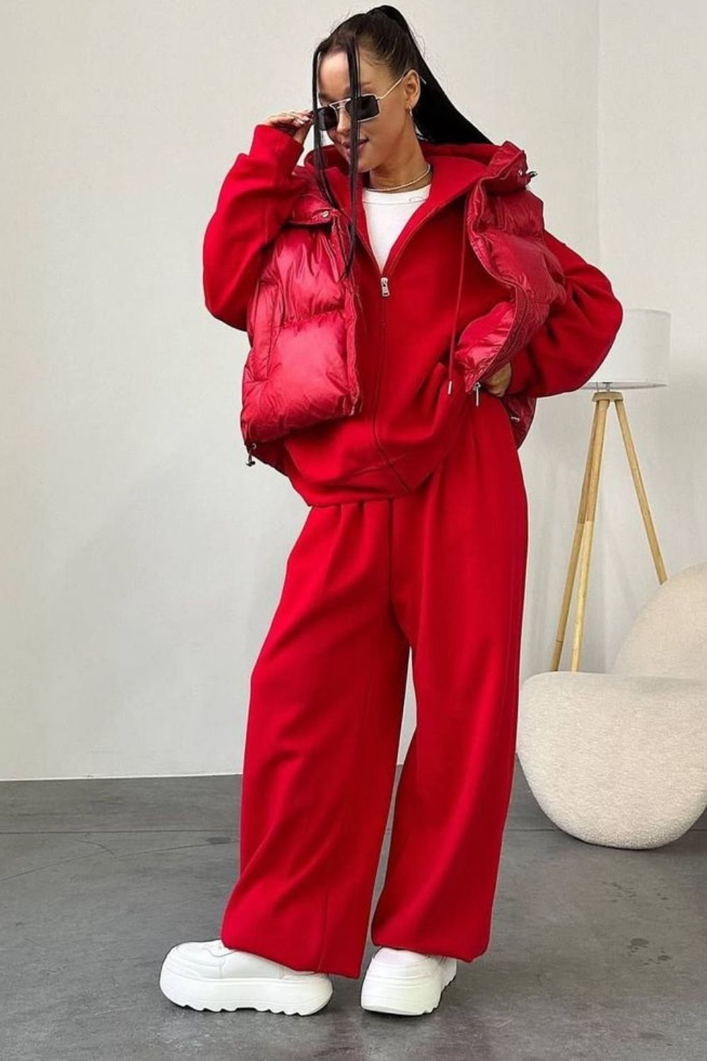 Outfit ideas you’ll actually want to wear. Discover how to style red sweatpants for casual days, street style moments, and elevated off-duty looks with ease. Red Sweatpants Outfit, Dark Red Sweatpants Outfit, Red Brandy Sweatpants Outfit, Red Nike Sweatpants Outfit, Baggy Sweatpants Outfit, Wide Leg Sweatpants Outfit, Cute Sweatpants Outfit, Sweatpants Outfit For School, Cargo Sweatpants Outfit, Outfit Ideas Sweatpants, Nike Sweatpants Outfit, Sweatpants Outfit Black Women, Sweatpants Outfit Winter, Sweatpants Outfit Aesthetic, Flare Sweatpants Outfit