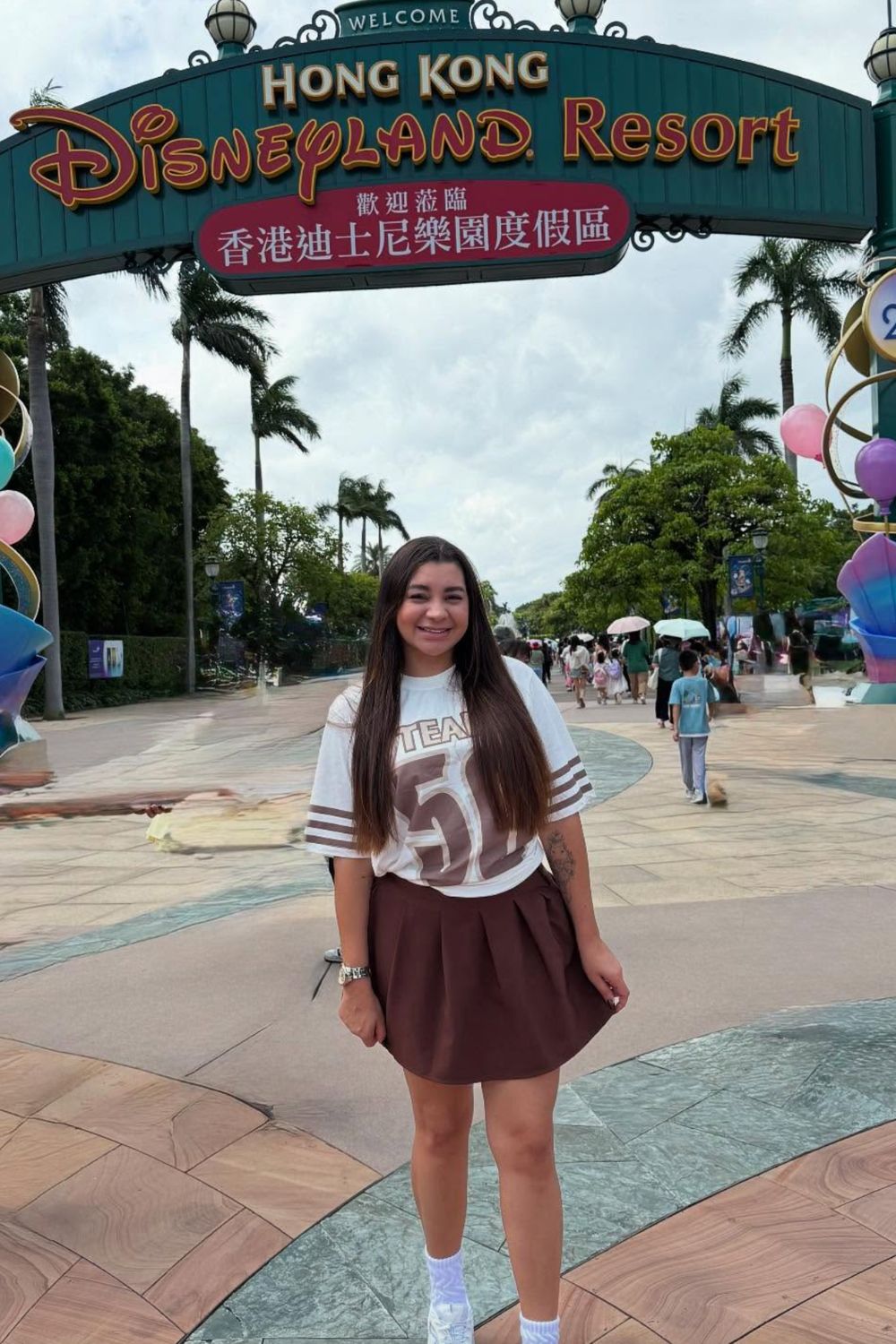 Discover chic Hong Kong Disneyland outfit ideas for every style — from casual cute to princess glam. Get styling tips, comfy shoe picks, and photo-ready looks perfect for magical park days and Instagram-worthy moments. Hong Kong Disneyland, Hong Kong Disneyland Outfit, Hong Kong Disneyland Aesthetic, Hong Kong Disneyland Photography, Hong Kong Disneyland Castle, Hong Kong Disneyland Rides, Hong Kong Disneyland Resort, Frozen Land Hong Kong Disneyland, Hong Kong Disneyland Outfit Ideas, disney hong kong, hong kong disney castle Discover chic Hong Kong Disneyland outfit ideas for every style — from casual cute to princess glam. Get styling tips, comfy shoe picks, and photo-ready looks perfect for magical park days and Instagram-worthy moments. Hong Kong Disneyland, Hong Kong Disneyland Outfit, Hong Kong Disneyland Aesthetic, Hong Kong Disneyland Photography, Hong Kong Disneyland Castle, Hong Kong Disneyland Rides, Hong Kong Disneyland Resort, Frozen Land Hong Kong Disneyland, Hong Kong Disneyland Outfit Ideas, disney hong kong, hong kong disney castle