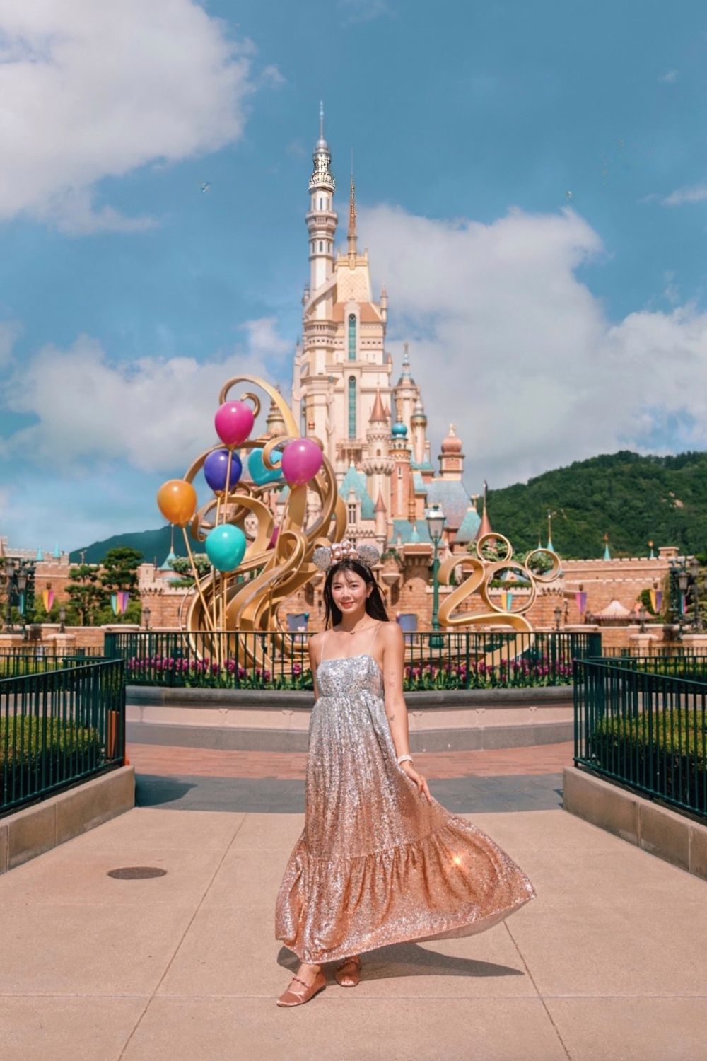 Discover chic Hong Kong Disneyland outfit ideas for every style — from casual cute to princess glam. Get styling tips, comfy shoe picks, and photo-ready looks perfect for magical park days and Instagram-worthy moments. Hong Kong Disneyland, Hong Kong Disneyland Outfit, Hong Kong Disneyland Aesthetic, Hong Kong Disneyland Photography, Hong Kong Disneyland Castle, Hong Kong Disneyland Rides, Hong Kong Disneyland Resort, Frozen Land Hong Kong Disneyland, Hong Kong Disneyland Outfit Ideas, disney hong kong, hong kong disney castle Discover chic Hong Kong Disneyland outfit ideas for every style — from casual cute to princess glam. Get styling tips, comfy shoe picks, and photo-ready looks perfect for magical park days and Instagram-worthy moments. Hong Kong Disneyland, Hong Kong Disneyland Outfit, Hong Kong Disneyland Aesthetic, Hong Kong Disneyland Photography, Hong Kong Disneyland Castle, Hong Kong Disneyland Rides, Hong Kong Disneyland Resort, Frozen Land Hong Kong Disneyland, Hong Kong Disneyland Outfit Ideas, disney hong kong, hong kong disney castle