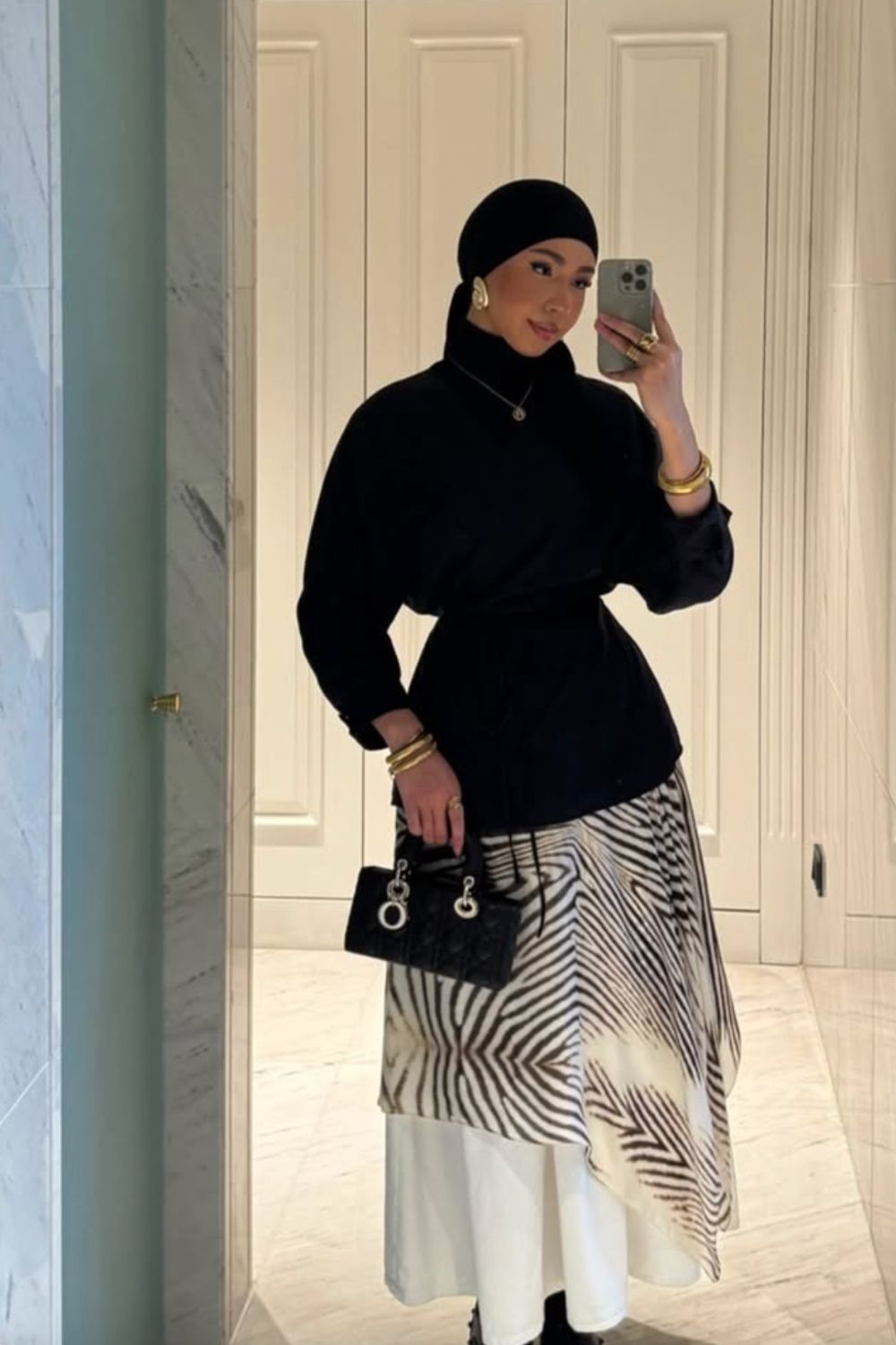 Discover chic Muslim fashion outfit ideas featuring maxi skirts, tailored blazers, wide-leg trousers, and modest layering tips. Effortless, elegant looks perfect for everyday wear, work, and special occasions. Muslim Fashion Outfits, Muslim Fashion Hijab Outfits, Muslim Girl Outfits Modest Fashion, Muslim Fashion Outfits Dresses, Muslim Fashion, Muslim Fashion Dress Modern, Muslim Women Fashion, Modest Muslim Fashion, Muslim Fashion Dress Gowns, Modern Muslim Women Fashion, Muslim Fashion Hijab, Muslim Fashion Casual, Black Muslim Women Fashion Discover chic Muslim fashion outfit ideas featuring maxi skirts, tailored blazers, wide-leg trousers, and modest layering tips. Effortless, elegant looks perfect for everyday wear, work, and special occasions. Muslim Fashion Outfits, Muslim Fashion Hijab Outfits, Muslim Girl Outfits Modest Fashion, Muslim Fashion Outfits Dresses, Muslim Fashion, Muslim Fashion Dress Modern, Muslim Women Fashion, Modest Muslim Fashion, Muslim Fashion Dress Gowns, Modern Muslim Women Fashion, Muslim Fashion Hijab, Muslim Fashion Casual, Black Muslim Women Fashion