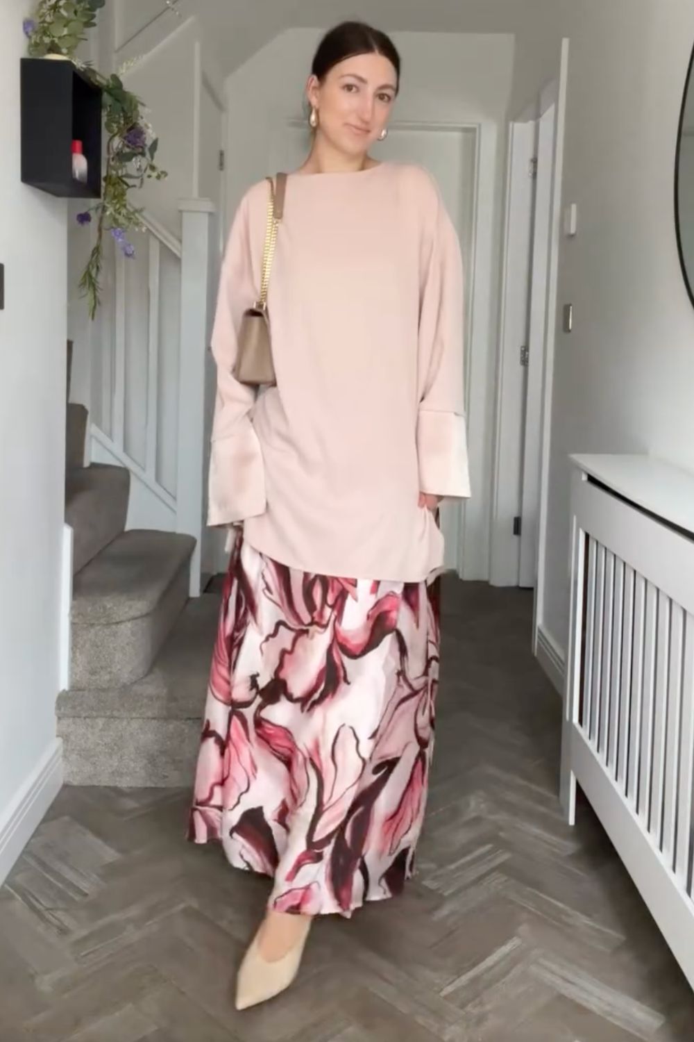 Discover chic Muslim fashion outfit ideas featuring maxi skirts, tailored blazers, wide-leg trousers, and modest layering tips. Effortless, elegant looks perfect for everyday wear, work, and special occasions. Muslim Fashion Outfits, Muslim Fashion Hijab Outfits, Muslim Girl Outfits Modest Fashion, Muslim Fashion Outfits Dresses, Muslim Fashion, Muslim Fashion Dress Modern, Muslim Women Fashion, Modest Muslim Fashion, Muslim Fashion Dress Gowns, Modern Muslim Women Fashion, Muslim Fashion Hijab, Muslim Fashion Casual, Black Muslim Women Fashion Discover chic Muslim fashion outfit ideas featuring maxi skirts, tailored blazers, wide-leg trousers, and modest layering tips. Effortless, elegant looks perfect for everyday wear, work, and special occasions. Muslim Fashion Outfits, Muslim Fashion Hijab Outfits, Muslim Girl Outfits Modest Fashion, Muslim Fashion Outfits Dresses, Muslim Fashion, Muslim Fashion Dress Modern, Muslim Women Fashion, Modest Muslim Fashion, Muslim Fashion Dress Gowns, Modern Muslim Women Fashion, Muslim Fashion Hijab, Muslim Fashion Casual, Black Muslim Women Fashion