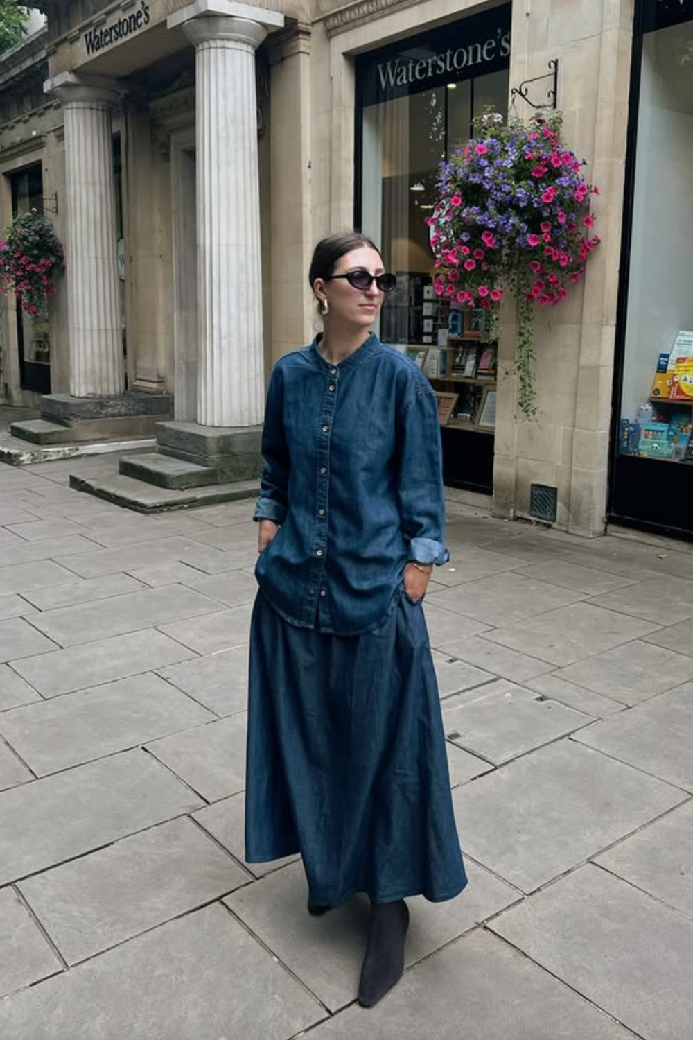 Discover chic Muslim fashion outfit ideas featuring maxi skirts, tailored blazers, wide-leg trousers, and modest layering tips. Effortless, elegant looks perfect for everyday wear, work, and special occasions. Muslim Fashion Outfits, Muslim Fashion Hijab Outfits, Muslim Girl Outfits Modest Fashion, Muslim Fashion Outfits Dresses, Muslim Fashion, Muslim Fashion Dress Modern, Muslim Women Fashion, Modest Muslim Fashion, Muslim Fashion Dress Gowns, Modern Muslim Women Fashion, Muslim Fashion Hijab, Muslim Fashion Casual, Black Muslim Women Fashion Discover chic Muslim fashion outfit ideas featuring maxi skirts, tailored blazers, wide-leg trousers, and modest layering tips. Effortless, elegant looks perfect for everyday wear, work, and special occasions. Muslim Fashion Outfits, Muslim Fashion Hijab Outfits, Muslim Girl Outfits Modest Fashion, Muslim Fashion Outfits Dresses, Muslim Fashion, Muslim Fashion Dress Modern, Muslim Women Fashion, Modest Muslim Fashion, Muslim Fashion Dress Gowns, Modern Muslim Women Fashion, Muslim Fashion Hijab, Muslim Fashion Casual, Black Muslim Women Fashion