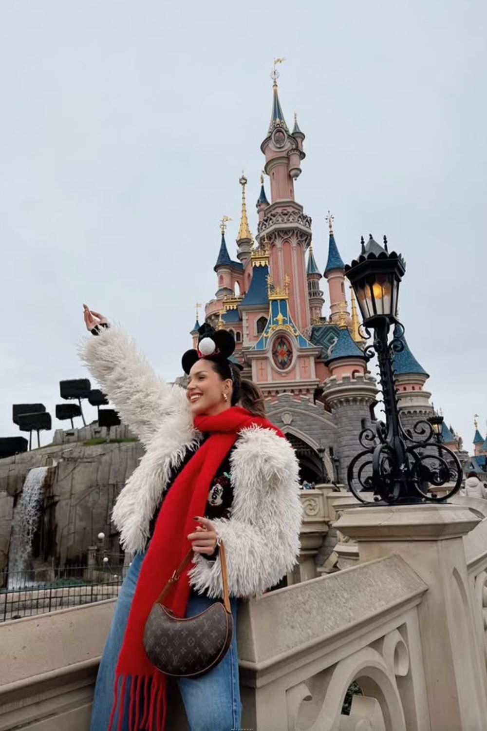 Discover chic and comfortable Paris Disneyland outfit ideas for every season. From cozy winter layers to sporty summer looks, find stylish Disney-inspired outfits, accessories, and practical fashion tips perfect for magical park days and Instagram-worthy photos. Disney Paris Outfits Winter, Disney Paris Outfits, Disneyland Paris Photo Ideas, Disneyland Paris Outfit Winter, Disneyland Paris Christmas, Disneyland Paris Castle, Paris Disneyland Outfit, Disneyland Paris Rides, Disneyland Paris Outfit Spring, Disneyland Paris Outfit Autumn, Disneyland Paris Fireworks, Disneyland Paris Christmas Outfit, Disneyland Paris Picture Ideas, Disneyland Paris Packing List, Paris Disneyland Outfit Summer, Disneyland Paris Outfit Ideas, Disneyland Paris Halloween Outfit, Walt Disney Studios Paris Discover chic and comfortable Paris Disneyland outfit ideas for every season. From cozy winter layers to sporty summer looks, find stylish Disney-inspired outfits, accessories, and practical fashion tips perfect for magical park days and Instagram-worthy photos. Disney Paris Outfits Winter, Disney Paris Outfits, Disneyland Paris Photo Ideas, Disneyland Paris Outfit Winter, Disneyland Paris Christmas, Disneyland Paris Castle, Paris Disneyland Outfit, Disneyland Paris Rides, Disneyland Paris Outfit Spring, Disneyland Paris Outfit Autumn, Disneyland Paris Fireworks, Disneyland Paris Christmas Outfit, Disneyland Paris Picture Ideas, Disneyland Paris Packing List, Paris Disneyland Outfit Summer, Disneyland Paris Outfit Ideas, Disneyland Paris Halloween Outfit, Walt Disney Studios Paris