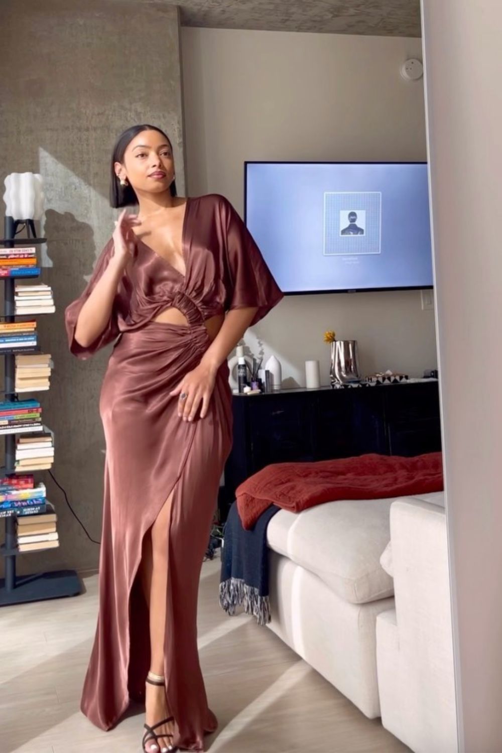 Discover chic spring birthday outfit ideas ranging from elegant dresses and tailored blazers to casual satin skirt looks. Get stylish inspiration with modern, classy, and statement outfits perfect for dinners, parties, and special celebrations. Spring Birthday Outfit, Birthday Outfit Spring, Casual Birthday Outfit Spring, Birthday Outfit Ideas For Women Spring, Spring Birthday Outfit Black Women, Birthday Brunch Outfit Spring, Spring Birthday Party Outfit, Spring Birthday Dinner Outfit, Birthday Outfit Casual Spring, Spring Birthday Outfit Casual, Birthday Outfit Ideas Spring, Casual Birthday Party Outfit Spring, Birthday Outfit Inspo Spring, Baddie Birthday Outfit Spring
