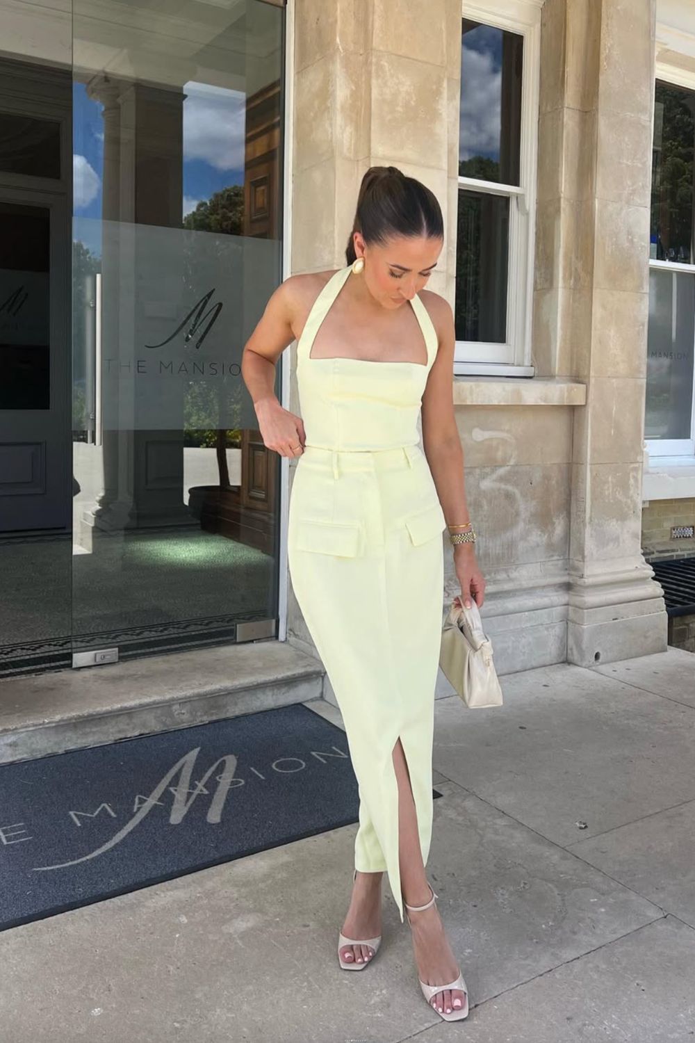 Chic spring brunch outfit ideas featuring effortless dresses, tailored sets, casual denim looks, and polished neutrals. Get stylish inspiration with modern, elevated outfits perfect for cafés, weekends, and sunny daytime plans. Spring Brunch Outfit, Brunch Outfit Spring, Brunch Outfit Black Woman Spring, Brunch Outfit Spring Classy, Spring Brunch Outfit Black Women, Sunday Brunch Outfit Spring, Brunch Spring Outfit, Plus Size Brunch Outfit Spring, Birthday Brunch Outfit Spring, Rainy Day Brunch Outfit Spring, Cold Spring Brunch Outfit, Brunch Spring Outfit Ideas, Brunch Outfit Spring Classy Chic, Brunch Outfit Spring Baddie, Spring Brunch Outfit Ideas, Brunch Date Outfit Spring, Sunday Brunch Outfit Spring Casual, Chic Brunch Outfit Spring Chic spring brunch outfit ideas featuring effortless dresses, tailored sets, casual denim looks, and polished neutrals. Get stylish inspiration with modern, elevated outfits perfect for cafés, weekends, and sunny daytime plans. Spring Brunch Outfit, Brunch Outfit Spring, Brunch Outfit Black Woman Spring, Brunch Outfit Spring Classy, Spring Brunch Outfit Black Women, Sunday Brunch Outfit Spring, Brunch Spring Outfit, Plus Size Brunch Outfit Spring, Birthday Brunch Outfit Spring, Rainy Day Brunch Outfit Spring, Cold Spring Brunch Outfit, Brunch Spring Outfit Ideas, Brunch Outfit Spring Classy Chic, Brunch Outfit Spring Baddie, Spring Brunch Outfit Ideas, Brunch Date Outfit Spring, Sunday Brunch Outfit Spring Casual, Chic Brunch Outfit Spring