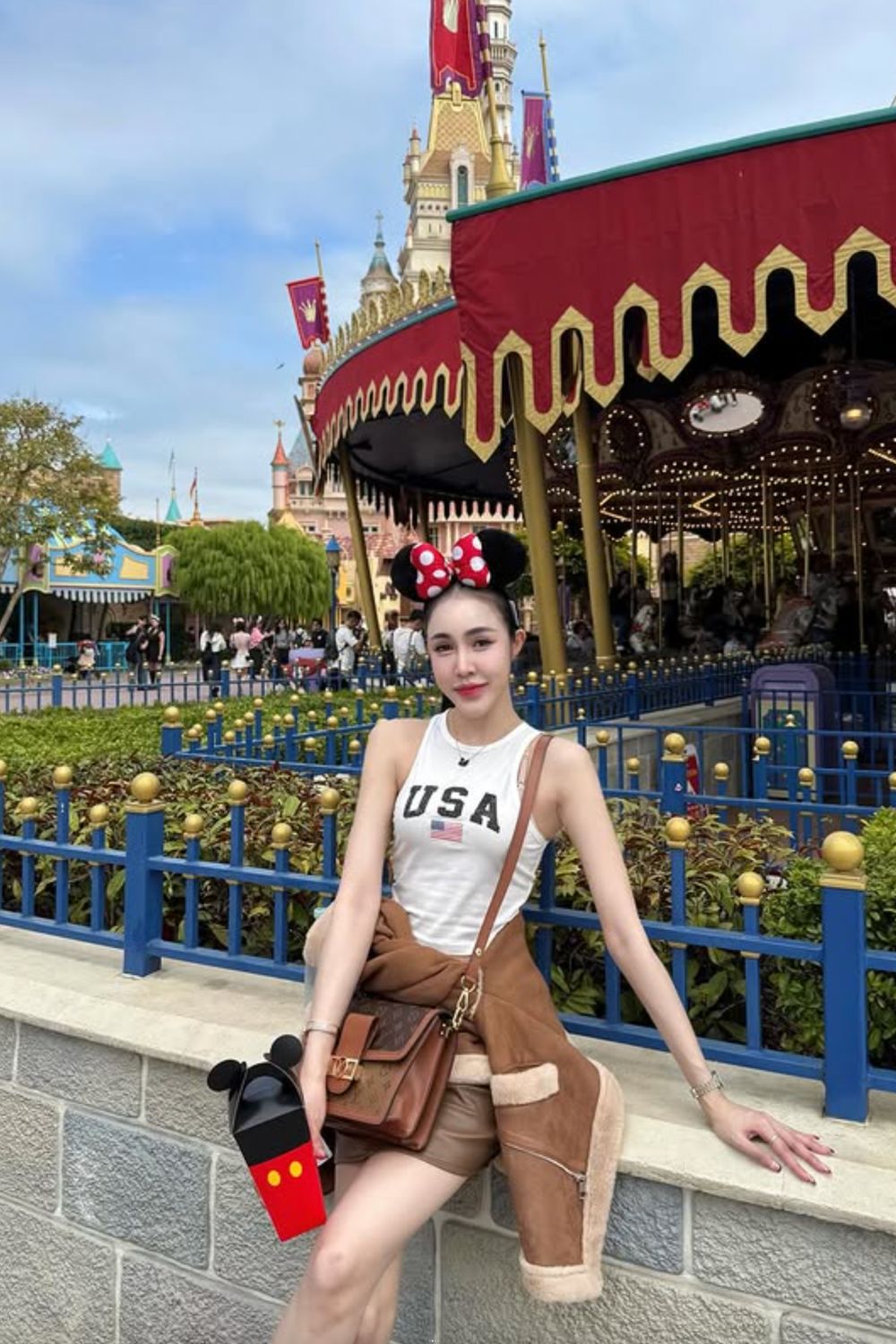 Cute Tokyo Disneyland outfit ideas for every season—princess dresses, casual tees, cozy winter layers, and sporty chic looks. Get stylish, comfortable Disney park outfits with photo-ready inspiration and easy affiliate-style fashion picks. Disney Tokyo, What To Wear In Tokyo Disneyland, Disneyland Aesthetic, Tokyo Disneyland Outfit Winter, Disneyland Tokyo Outfit,Tokyo Disney Sea, Tokyo Disney Sea Outfit, Disneyland Tokyo Aesthetic, Tokyo Disneyland Photo Ideas, Tokyo Disneyland Outfit Summer, Tokyo Disneyland Outfit Autumn, Tokyo Disneyland Beauty And The Beast Castle, Tokyo Disneyland Winter Outfit, Disneyland Tokyo Food, Tokyo Disneyland Hotel, Japan Disneyland Tokyo Aesthetic, Tokyo Disneyland Popcorn Buckets, Cinderella Castle, Tokyo Disney Resort, Tokyo Disney Sea Aesthetic Cute Tokyo Disneyland outfit ideas for every season—princess dresses, casual tees, cozy winter layers, and sporty chic looks. Get stylish, comfortable Disney park outfits with photo-ready inspiration and easy affiliate-style fashion picks. Disney Tokyo, What To Wear In Tokyo Disneyland, Disneyland Aesthetic, Tokyo Disneyland Outfit Winter, Disneyland Tokyo Outfit,Tokyo Disney Sea, Tokyo Disney Sea Outfit, Disneyland Tokyo Aesthetic, Tokyo Disneyland Photo Ideas, Tokyo Disneyland Outfit Summer, Tokyo Disneyland Outfit Autumn, Tokyo Disneyland Beauty And The Beast Castle, Tokyo Disneyland Winter Outfit, Disneyland Tokyo Food, Tokyo Disneyland Hotel, Japan Disneyland Tokyo Aesthetic, Tokyo Disneyland Popcorn Buckets, Cinderella Castle, Tokyo Disney Resort, Tokyo Disney Sea Aesthetic