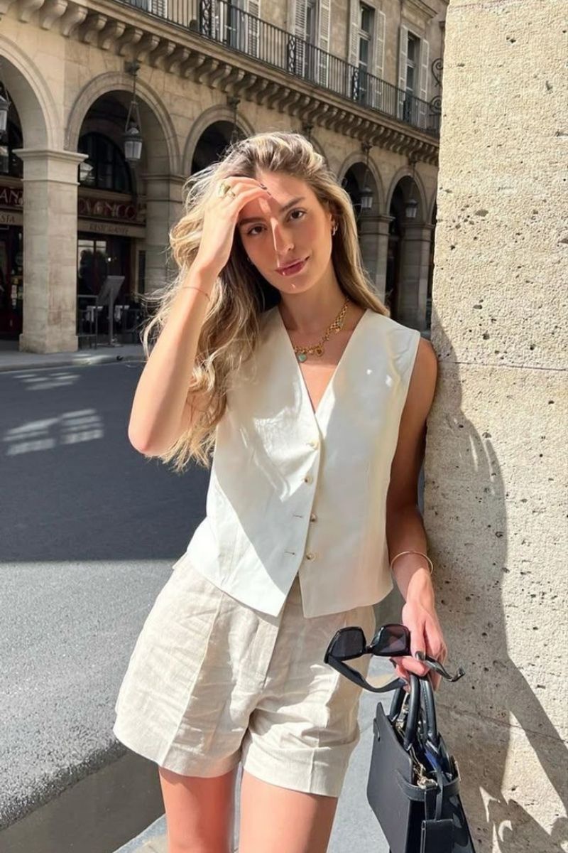 Discover effortlessly chic beige linen shorts outfit ideas you’ll wear all summer long. From casual everyday looks to polished, elevated styles, this guide shows you exactly how to style linen shorts with timeless pieces, accessories, and modern silhouettes for a fresh, put-together wardrobe. Beige Linen Shorts Outfit, Beige Linen Shorts Outfit Summer, Beige Linen Shorts Outfits Women, Beige Linen Shorts Outfit Casual, Beige Linen Shorts Outfit Summer Casual, Beige Linen Shorts Black Top Outfit, Beige Linen Shorts Styling, Beige Linen Shorts Beach Outfit, Beige Linen Shorts Outfit Aesthetic, Outfit With Linen Beige Shorts, Outfits With Beige Linen Shorts, Beige Linen Shorts Outfit With Sneakers, What To Wear With Beige Linen Shorts, White Linen Shirt With Beige Shorts Discover effortlessly chic beige linen shorts outfit ideas you’ll wear all summer long. From casual everyday looks to polished, elevated styles, this guide shows you exactly how to style linen shorts with timeless pieces, accessories, and modern silhouettes for a fresh, put-together wardrobe. Beige Linen Shorts Outfit, Beige Linen Shorts Outfit Summer, Beige Linen Shorts Outfits Women, Beige Linen Shorts Outfit Casual, Beige Linen Shorts Outfit Summer Casual, Beige Linen Shorts Black Top Outfit, Beige Linen Shorts Styling, Beige Linen Shorts Beach Outfit, Beige Linen Shorts Outfit Aesthetic, Outfit With Linen Beige Shorts, Outfits With Beige Linen Shorts, Beige Linen Shorts Outfit With Sneakers, What To Wear With Beige Linen Shorts, White Linen Shirt With Beige Shorts