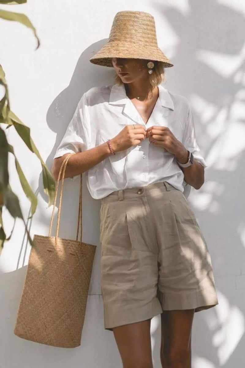 Discover effortlessly chic beige linen shorts outfit ideas you’ll wear all summer long. From casual everyday looks to polished, elevated styles, this guide shows you exactly how to style linen shorts with timeless pieces, accessories, and modern silhouettes for a fresh, put-together wardrobe. Beige Linen Shorts Outfit, Beige Linen Shorts Outfit Summer, Beige Linen Shorts Outfits Women, Beige Linen Shorts Outfit Casual, Beige Linen Shorts Outfit Summer Casual, Beige Linen Shorts Black Top Outfit, Beige Linen Shorts Styling, Beige Linen Shorts Beach Outfit, Beige Linen Shorts Outfit Aesthetic, Outfit With Linen Beige Shorts, Outfits With Beige Linen Shorts, Beige Linen Shorts Outfit With Sneakers, What To Wear With Beige Linen Shorts, White Linen Shirt With Beige Shorts Discover effortlessly chic beige linen shorts outfit ideas you’ll wear all summer long. From casual everyday looks to polished, elevated styles, this guide shows you exactly how to style linen shorts with timeless pieces, accessories, and modern silhouettes for a fresh, put-together wardrobe. Beige Linen Shorts Outfit, Beige Linen Shorts Outfit Summer, Beige Linen Shorts Outfits Women, Beige Linen Shorts Outfit Casual, Beige Linen Shorts Outfit Summer Casual, Beige Linen Shorts Black Top Outfit, Beige Linen Shorts Styling, Beige Linen Shorts Beach Outfit, Beige Linen Shorts Outfit Aesthetic, Outfit With Linen Beige Shorts, Outfits With Beige Linen Shorts, Beige Linen Shorts Outfit With Sneakers, What To Wear With Beige Linen Shorts, White Linen Shirt With Beige Shorts