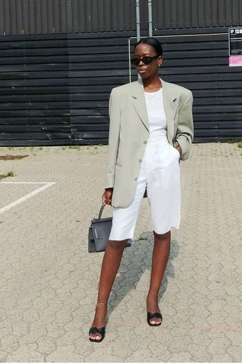 Discover chic and effortless Bermuda shorts outfit ideas you’ll actually want to wear. From tailored blazers to casual summer looks, this guide breaks down how to style Bermuda shorts for every occasion with modern, flattering outfit inspiration. Bermuda Shorts With Sneakers, Bermuda Shorts With Boots Outfit, Bermuda Shorts With Blazer, Bermuda Shorts With Shirt, Ankle Boots, What Top To Wear With Bermuda Shorts, What Top To Wear With Bermuda Shorts, What To Wear With Denim Bermuda Shorts, What To Wear With Navy Bermuda Shorts, What To Pair With Bermuda Shorts, What Can I Wear With Bermuda Shorts, What To Wear With White Bermuda Shorts, Bermuda Shorts Outfit Women, Bermuda Shorts Outfit Street Styles, Bermuda Shorts Outfit Women Summer, Bermuda Shorts Styling, Bermuda Shorts Outfit Spring Discover chic and effortless Bermuda shorts outfit ideas you’ll actually want to wear. From tailored blazers to casual summer looks, this guide breaks down how to style Bermuda shorts for every occasion with modern, flattering outfit inspiration. Bermuda Shorts With Sneakers, Bermuda Shorts With Boots Outfit, Bermuda Shorts With Blazer, Bermuda Shorts With Shirt, Ankle Boots, What Top To Wear With Bermuda Shorts, What Top To Wear With Bermuda Shorts, What To Wear With Denim Bermuda Shorts, What To Wear With Navy Bermuda Shorts, What To Pair With Bermuda Shorts, What Can I Wear With Bermuda Shorts, What To Wear With White Bermuda Shorts, Bermuda Shorts Outfit Women, Bermuda Shorts Outfit Street Styles, Bermuda Shorts Outfit Women Summer, Bermuda Shorts Styling, Bermuda Shorts Outfit Spring