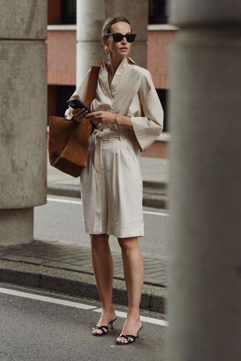 Discover chic and effortless Bermuda shorts outfit ideas you’ll actually want to wear. From tailored blazers to casual summer looks, this guide breaks down how to style Bermuda shorts for every occasion with modern, flattering outfit inspiration. Bermuda Shorts With Sneakers, Bermuda Shorts With Boots Outfit, Bermuda Shorts With Blazer, Bermuda Shorts With Shirt, Ankle Boots, What Top To Wear With Bermuda Shorts, What Top To Wear With Bermuda Shorts, What To Wear With Denim Bermuda Shorts, What To Wear With Navy Bermuda Shorts, What To Pair With Bermuda Shorts, What Can I Wear With Bermuda Shorts, What To Wear With White Bermuda Shorts, Bermuda Shorts Outfit Women, Bermuda Shorts Outfit Street Styles, Bermuda Shorts Outfit Women Summer, Bermuda Shorts Styling, Bermuda Shorts Outfit Spring Discover chic and effortless Bermuda shorts outfit ideas you’ll actually want to wear. From tailored blazers to casual summer looks, this guide breaks down how to style Bermuda shorts for every occasion with modern, flattering outfit inspiration. Bermuda Shorts With Sneakers, Bermuda Shorts With Boots Outfit, Bermuda Shorts With Blazer, Bermuda Shorts With Shirt, Ankle Boots, What Top To Wear With Bermuda Shorts, What Top To Wear With Bermuda Shorts, What To Wear With Denim Bermuda Shorts, What To Wear With Navy Bermuda Shorts, What To Pair With Bermuda Shorts, What Can I Wear With Bermuda Shorts, What To Wear With White Bermuda Shorts, Bermuda Shorts Outfit Women, Bermuda Shorts Outfit Street Styles, Bermuda Shorts Outfit Women Summer, Bermuda Shorts Styling, Bermuda Shorts Outfit Spring
