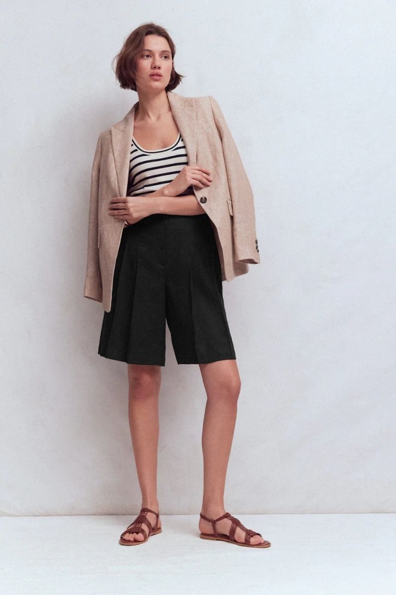 Discover chic and effortless ways to style black linen shorts with these elevated outfit ideas. From casual everyday looks to polished, put-together ensembles, this guide covers versatile styling tips, must-have accessories, and modern outfit inspiration perfect for summer, travel, and beyond. Black Linen Shorts With Sneakers, Black Linen Shorts With Belt, Black Linen Shorts With Sambas, Black Linen Shorts With Heels, Black Linen Shorts With Tshirt, Black Linen Shorts With Sweater, Black Linen Shorts With Boots, Black Linen Shirt With Shorts, Black Linen Shorts Outfit Summer, Casual, Black Linen Shorts Outfit Classy, Black Linen Shorts Outfit Beach, Black Linen Shorts Outfit Summer Casual, Black Linen Shorts Outfits Women, Plus Size, Black Linen Shorts Outfit Aesthetic, Fall Discover chic and effortless ways to style black linen shorts with these elevated outfit ideas. From casual everyday looks to polished, put-together ensembles, this guide covers versatile styling tips, must-have accessories, and modern outfit inspiration perfect for summer, travel, and beyond. Black Linen Shorts With Sneakers, Black Linen Shorts With Belt, Black Linen Shorts With Sambas, Black Linen Shorts With Heels, Black Linen Shorts With Tshirt, Black Linen Shorts With Sweater, Black Linen Shorts With Boots, Black Linen Shirt With Shorts, Black Linen Shorts Outfit Summer, Casual, Black Linen Shorts Outfit Classy, Black Linen Shorts Outfit Beach, Black Linen Shorts Outfit Summer Casual, Black Linen Shorts Outfits Women, Plus Size, Black Linen Shorts Outfit Aesthetic, Fall