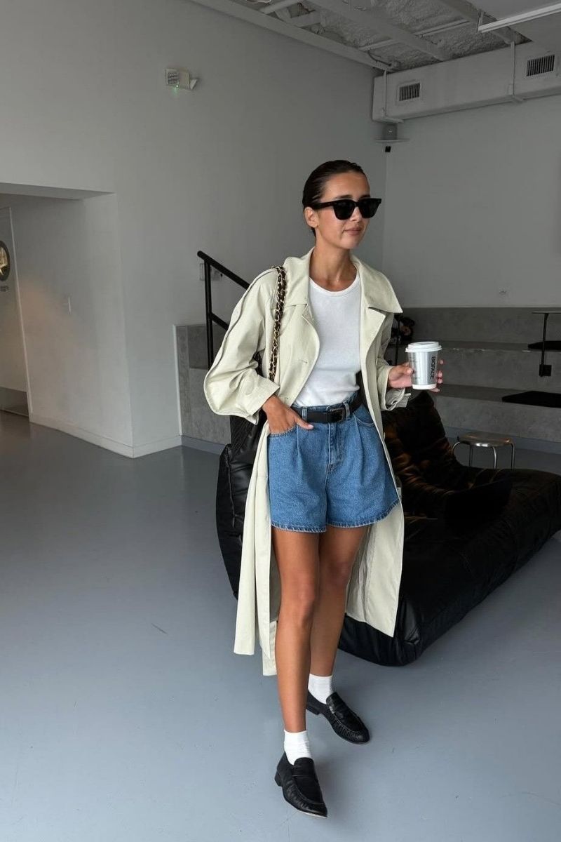 Discover chic and effortless blue denim shorts outfit ideas you can wear all summer long. From polished blazer looks to casual tees, coastal styles, and elevated basics, these outfits show you exactly how to style denim shorts for any occasion with modern, flattering pieces and accessories. Blue Denim Shorts Outfit, Blue Denim Shorts Outfit Summer, Blue Denim Shorts Outfits Women, Blue Denim Shorts Outfit Summer Casual, Blue Denim Shorts Outfit Ideas, Blue Denim Shorts Outfit Ideas, Blue Denim Shorts Fit, Blue Denim Shorts Outfit Aesthetic, Blue Denim Shorts Styling Ideas