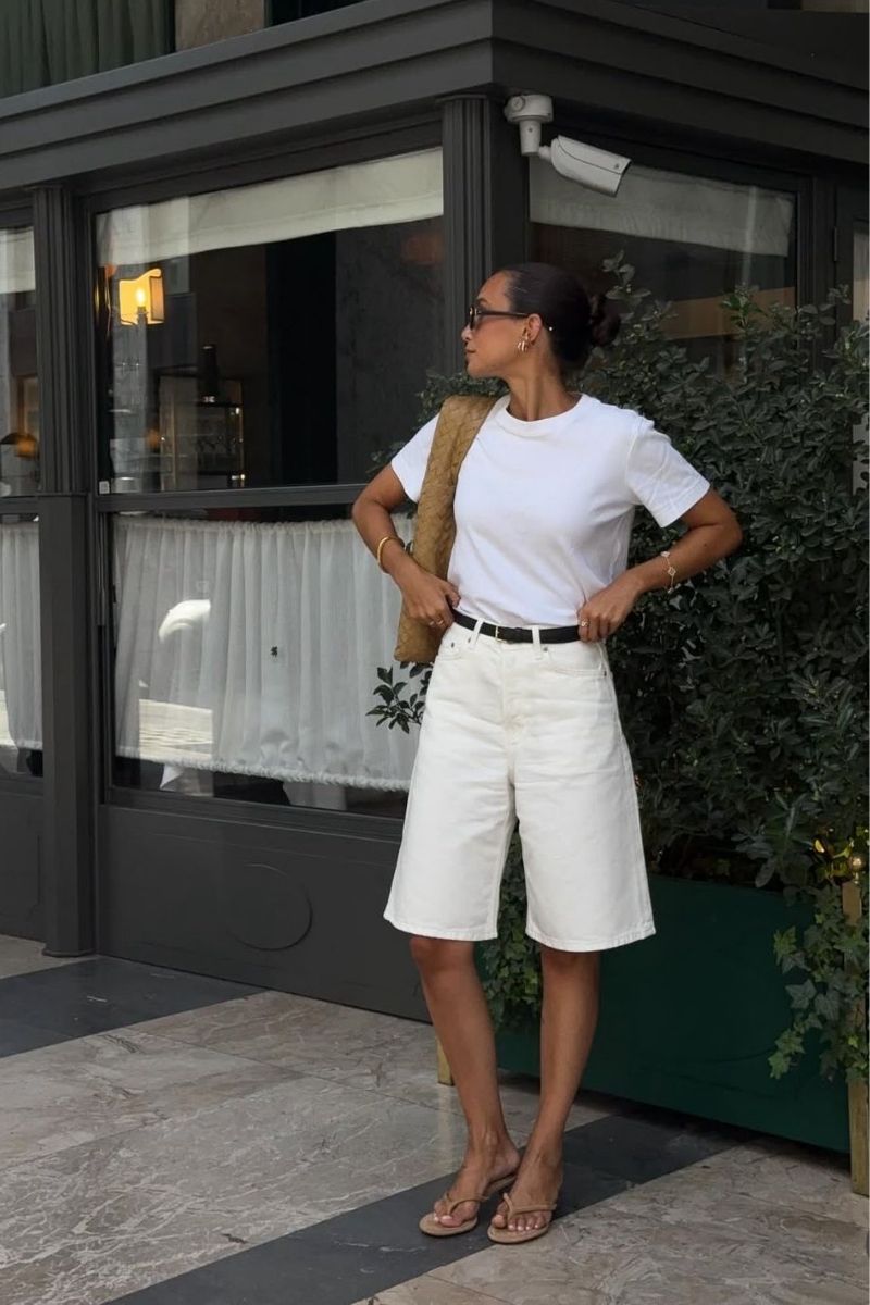Discover chic and effortless denim Bermuda shorts outfit ideas you’ll want to wear on repeat. From casual everyday looks to elevated, fashion-forward styling, explore how to style Bermuda shorts with blazers, boots, flats, and statement accessories for every season and occasion. Denim Bermuda Shorts Outfit Street Style, Denim Bermuda Shorts Outfit Summer, Denim Bermuda Shorts Outfit Winter, Denim Bermuda Shorts Outfit Aesthetic, Denim Bermuda Shorts Outfit Black Women, Denim Bermuda Shorts With Sneakers, Denim Bermuda Shorts Outfit Plus Size, Denim Bermuda Shorts Outfit Baddie, Denim Bermuda Shorts Outfit Fall, What To Wear With Denim Bermuda Shorts, Denim Bermuda Shorts With Sneakers, Denim Bermuda Shorts With Heels, Denim Bermuda Shorts With Boots Outfit