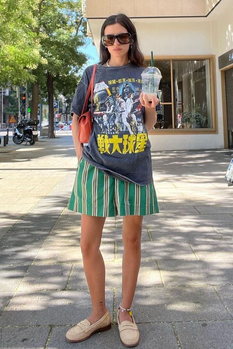 Discover chic and effortless green shorts outfit ideas you’ll want to wear all season long. From tailored looks to casual street style, this guide shows you exactly how to style green shorts with confidence using color pairing tips, accessories, and elevated outfit inspiration for any occasion. What To Where With Green Shorts, What To Wear Green Shorts, What To Wear With Green And White Shorts, What To Wear With Green Shorts Outfits, What Goes With Green Shorts, What To Wear With Light Green Shorts, What Goes With Olive Green Shorts, Green Shorts With Pink Stripes Outfit, Green Shorts With White Top, Green Shorts With Boots, Green Shorts With Pink Top, Green Shorts Outfits Women, Green Shorts Outfit Ideas, Green Shorts Outfit Aesthetic, Green Shorts Fit