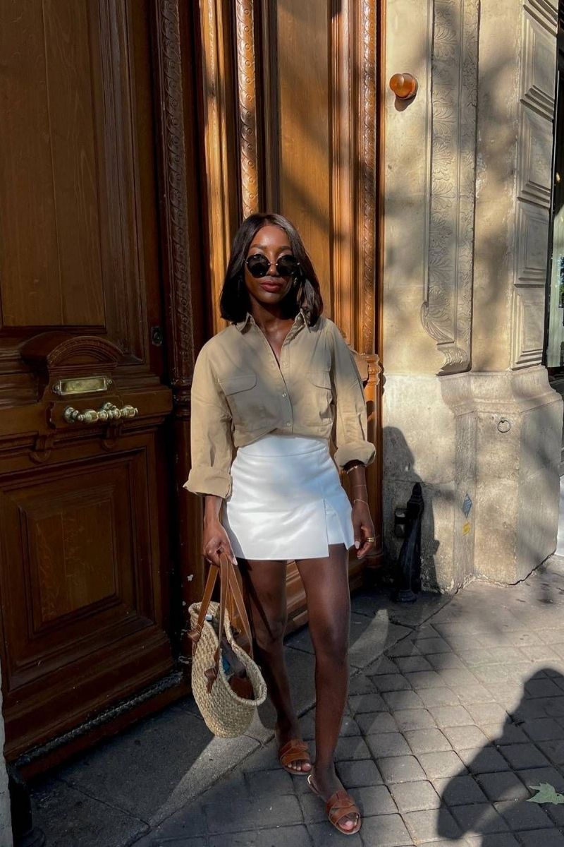 Discover the best linen mini skirt outfit ideas for summer, from chic neutral co-ords to casual oversized shirt looks and elevated vacation outfits. I’m sharing stylish ways to wear linen mini skirts with sandals, sneakers, tanks, vests, and effortless accessories for an easy yet polished warm-weather wardrobe. Linen Mini Skirt Outfit, Linen Mini Skirt Outfit Summer, Linen Mini Skirt Outfit Ideas, Linen Mini Skirt Set, Linen Mini Skirt Outfit Black, Linen Mini Skirt Outfit Black, Linen Mini Skirt And Top Set, Black, White, Sweater, Linen Mini Skirt With Boots, With Belt, What To Wear With A White Linen Mini Skirt, Short Linen Skirt Outfit Summer, Short Linen Skirt Styling, Short Linen Skirt Outfit Fall, Short Linen Skirt Outfit Casual, Plus Size, Short Linen Skirt Fits