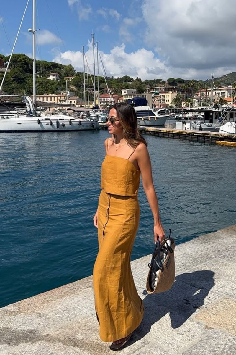 Discover chic and effortless maxi linen skirt outfit ideas you can wear all season long. From casual everyday looks to elevated, polished styling, this guide shows you exactly how to style linen skirts with modern pieces, accessories, and timeless wardrobe staples for a relaxed yet sophisticated aesthetic. Maxi Linen Skirt Outfit, Maxi Linen Skirt Outfit Summer, Maxi Linen Skirt Outfit Black, Maxi Linen Skirt Outfit Winter, Maxi Linen Skirt Black, Maxi Linen Skirt White, Maxi Linen Skirt Outfit Work, Maxi Linen Skirt Styling, Maxi Linen Skirt Pattern, Maxi Linen Skirt Aesthetic, Maxi Linen Skirt Outfit Ideas, Black, White, Pink, Blue, Beige, What To Wear With Black Linen Maxi Skirt, Linen Maxi Skirt With Slit, What To Wear With Linen Maxi Skirt, With Boots, With Sneakers Discover chic and effortless maxi linen skirt outfit ideas you can wear all season long. From casual everyday looks to elevated, polished styling, this guide shows you exactly how to style linen skirts with modern pieces, accessories, and timeless wardrobe staples for a relaxed yet sophisticated aesthetic. Maxi Linen Skirt Outfit, Maxi Linen Skirt Outfit Summer, Maxi Linen Skirt Outfit Black, Maxi Linen Skirt Outfit Winter, Maxi Linen Skirt Black, Maxi Linen Skirt White, Maxi Linen Skirt Outfit Work, Maxi Linen Skirt Styling, Maxi Linen Skirt Pattern, Maxi Linen Skirt Aesthetic, Maxi Linen Skirt Outfit Ideas, Black, White, Pink, Blue, Beige, What To Wear With Black Linen Maxi Skirt, Linen Maxi Skirt With Slit, What To Wear With Linen Maxi Skirt, With Boots, With Sneakers