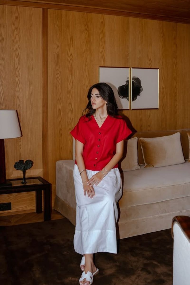 Discover chic and effortless maxi linen skirt outfit ideas you can wear all season long. From casual everyday looks to elevated, polished styling, this guide shows you exactly how to style linen skirts with modern pieces, accessories, and timeless wardrobe staples for a relaxed yet sophisticated aesthetic. Maxi Linen Skirt Outfit, Maxi Linen Skirt Outfit Summer, Maxi Linen Skirt Outfit Black, Maxi Linen Skirt Outfit Winter, Maxi Linen Skirt Black, Maxi Linen Skirt White, Maxi Linen Skirt Outfit Work, Maxi Linen Skirt Styling, Maxi Linen Skirt Pattern, Maxi Linen Skirt Aesthetic, Maxi Linen Skirt Outfit Ideas, Black, White, Pink, Blue, Beige, What To Wear With Black Linen Maxi Skirt, Linen Maxi Skirt With Slit, What To Wear With Linen Maxi Skirt, With Boots, With Sneakers Discover chic and effortless maxi linen skirt outfit ideas you can wear all season long. From casual everyday looks to elevated, polished styling, this guide shows you exactly how to style linen skirts with modern pieces, accessories, and timeless wardrobe staples for a relaxed yet sophisticated aesthetic. Maxi Linen Skirt Outfit, Maxi Linen Skirt Outfit Summer, Maxi Linen Skirt Outfit Black, Maxi Linen Skirt Outfit Winter, Maxi Linen Skirt Black, Maxi Linen Skirt White, Maxi Linen Skirt Outfit Work, Maxi Linen Skirt Styling, Maxi Linen Skirt Pattern, Maxi Linen Skirt Aesthetic, Maxi Linen Skirt Outfit Ideas, Black, White, Pink, Blue, Beige, What To Wear With Black Linen Maxi Skirt, Linen Maxi Skirt With Slit, What To Wear With Linen Maxi Skirt, With Boots, With Sneakers
