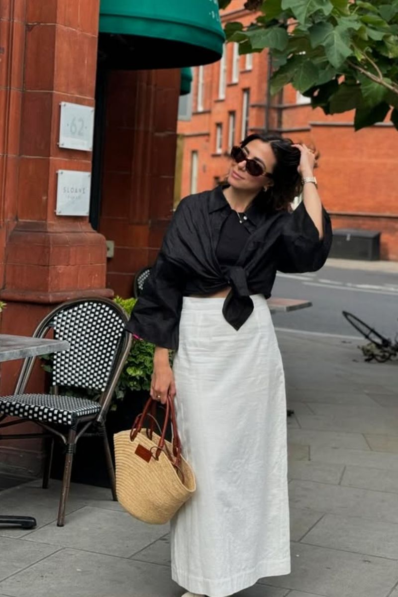 Discover the chicest linen skirt outfit ideas for every season, from effortless European summer looks to elevated casual styling. This fashion guide features elegant linen maxi skirts, relaxed midi outfits, vacation-ready styling tips, and timeless neutral combinations with sandals, woven bags, and effortless accessories for a polished, expensive-looking wardrobe. Linen Skirt With Pockets, With Sweater, With Sneakers, Linen Skirt With Belt, Linen Skirt With Slit, Linen Skirt With T-Shirt, Linen Skirt With Top, Linen Skirt With Blazer, Blue, Black, White, Beige, Short, Summer, Linen Skirt Styling, Linen Skirt Short, Linen Skirt And Top, Linen Skirt Beach Outfit, Linen Skirt Style, Linen Skirt In Fall, Linen Skirt Outfit Inspiration, Outfit Inspo White Linen Skirt, Winter