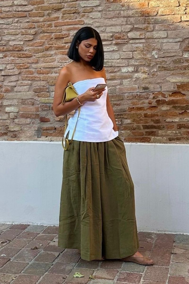 Discover the chicest linen skirt outfit ideas for every season, from effortless European summer looks to elevated casual styling. This fashion guide features elegant linen maxi skirts, relaxed midi outfits, vacation-ready styling tips, and timeless neutral combinations with sandals, woven bags, and effortless accessories for a polished, expensive-looking wardrobe. Linen Skirt With Pockets, With Sweater, With Sneakers, Linen Skirt With Belt, Linen Skirt With Slit, Linen Skirt With T-Shirt, Linen Skirt With Top, Linen Skirt With Blazer, Blue, Black, White, Beige, Short, Summer, Linen Skirt Styling, Linen Skirt Short, Linen Skirt And Top, Linen Skirt Beach Outfit, Linen Skirt Style, Linen Skirt In Fall, Linen Skirt Outfit Inspiration, Outfit Inspo White Linen Skirt, Winter