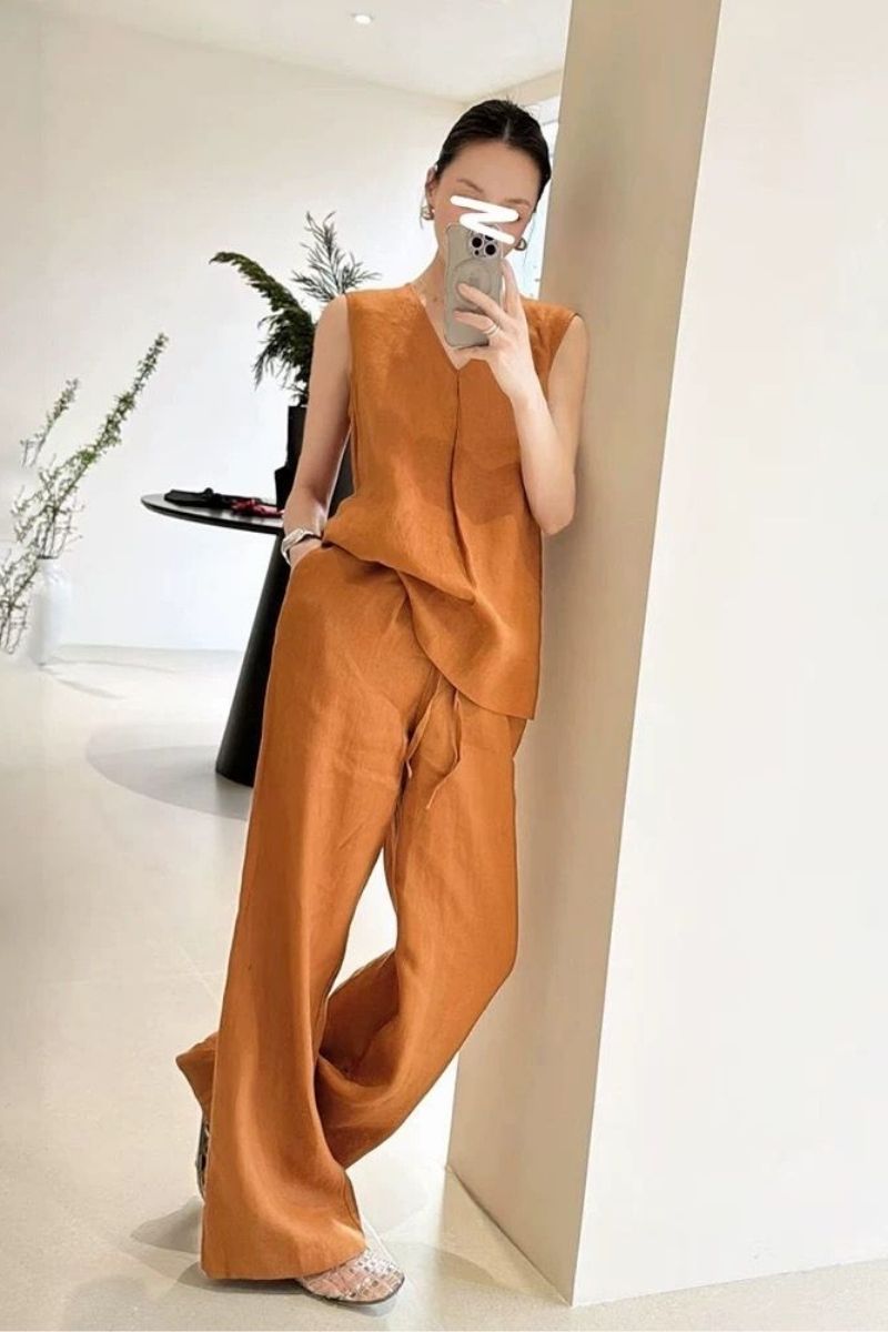 Discover how to style orange linen pants with chic, effortless outfit ideas perfect for summer and beyond. From casual daytime looks to elevated, fashion-forward combinations, this guide covers versatile styling tips, color pairings, and must-have accessories to help you create polished, standout outfits with ease. What To Wear With Burnt Orange Linen Pants, Linen Pants With Orange Top, What To Wear With Orange Linen Pants, Outfit With Orange Linen Pants, Orange Linen Pants Outfit, Orange Linen Pants Outfit Work, Orange Linen Pants Outfit Fall, Orange Linen Pants Outfit Hijab, Orange Linen Pants Styling, Orange Linen Pants Outfit Beach, Orange Linen Pants Women, Orange Linen Pants Outfit Casual, Orange Linen Pants Outfit Winter, Orange Linen Pants Outfit Plus Size, Outfit Ideas Discover how to style orange linen pants with chic, effortless outfit ideas perfect for summer and beyond. From casual daytime looks to elevated, fashion-forward combinations, this guide covers versatile styling tips, color pairings, and must-have accessories to help you create polished, standout outfits with ease. What To Wear With Burnt Orange Linen Pants, Linen Pants With Orange Top, What To Wear With Orange Linen Pants, Outfit With Orange Linen Pants, Orange Linen Pants Outfit, Orange Linen Pants Outfit Work, Orange Linen Pants Outfit Fall, Orange Linen Pants Outfit Hijab, Orange Linen Pants Styling, Orange Linen Pants Outfit Beach, Orange Linen Pants Women, Orange Linen Pants Outfit Casual, Orange Linen Pants Outfit Winter, Orange Linen Pants Outfit Plus Size, Outfit Ideas