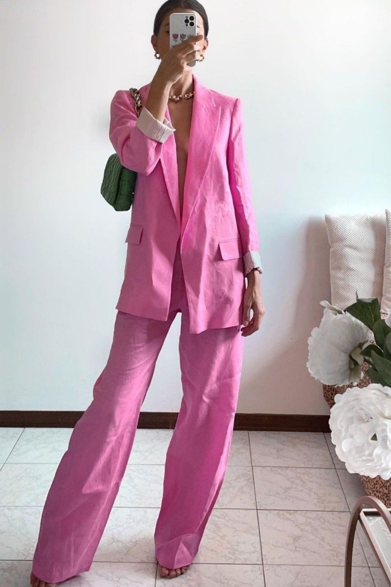 Discover chic and effortless pink linen pants outfit ideas you’ll want to wear all season long. From casual daytime looks to elevated, polished styles, this guide covers how to style pink linen pants with ease, including outfit inspiration, styling tips, and must-have accessories for a fresh, modern wardrobe. Pink Linen Pants Outfit, Pink Linen Pants Outfit Summer Casual, Pink Linen Pants Outfit Summer, Pink Linen Pants Outfit Winter, Pink Linen Pants Outfit Work, Pink Linen Pants Outfit Hijab, Pink Linen Pants Fit, Pink Linen Pants Styling, Pink Linen Pants Beach Outfit, Pink Linen Pants Outfit Ideas, Pink Linen Pants With Black Top, Pink Linen Pants With Yellow Top, Pink Linen Pants With White Top, Pink Linen Pants With Sweater, Pink Linen Pants With White Shirt, With Jacket