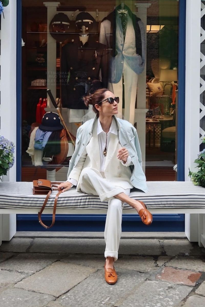 Discover the best Ralph Lauren spring outfit ideas for every occasion, from polished coastal looks and elegant white dresses to timeless denim, tailored blazers, striped shirting, and chic resort-inspired outfits. These effortlessly stylish Ralph Lauren-inspired looks are perfect for spring vacations, brunch dates, workwear, and elevated everyday dressing. Ralph Lauren Spring Style, Ralph Lauren Spring Outfits, Ralph Lauren Spring Aesthetic, Ralph Lauren Spring Summer 2026 Runway, Ralph Lauren Spring Outfits Women, Ralph Lauren Spring Outfits 2025, Spring Outfits 2026 Ralph Lauren, Ralph Lauren Outfits Women Casual Spring, Ralph Lauren Casual Shirt, Ralph Lauren Casual Wear, Ralph Lauren Casual Fit, Ralph Lauren Casual Dress, Women Casual Spring, Classy Spring, Ralph Lauren Inspired