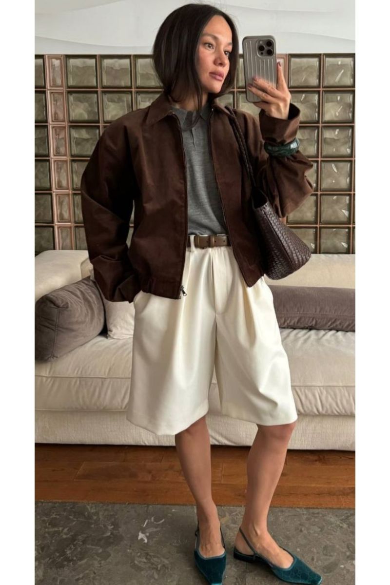 Discover chic and effortless ways to style white Bermuda shorts with these elevated outfit ideas. From tailored blazers and relaxed button-downs to statement tops and minimalist basics, this guide shows you how to create polished, on-trend looks for any occasion all summer long. White Bermuda Shorts Outfit Summer, White Bermuda Shorts Outfit Classy, White Bermuda Shorts Outfit Women,&nbsp; White Bermuda Shorts Outfit Aesthetic, White Bermuda Shorts Outfit Winter, White Bermuda Shorts Outfit Spring, White Bermuda Shorts Jeans Outfit, White Bermuda Shorts Outfit Work, White Bermuda Shorts Beach Outfit, White Bermuda Shorts Outfit Fall, White Bermuda Shorts With Shirt, What To Wear With White Bermuda Shorts, White Bermuda Shorts Outfit With Sneakers, What To Wear With White Bermuda Shorts